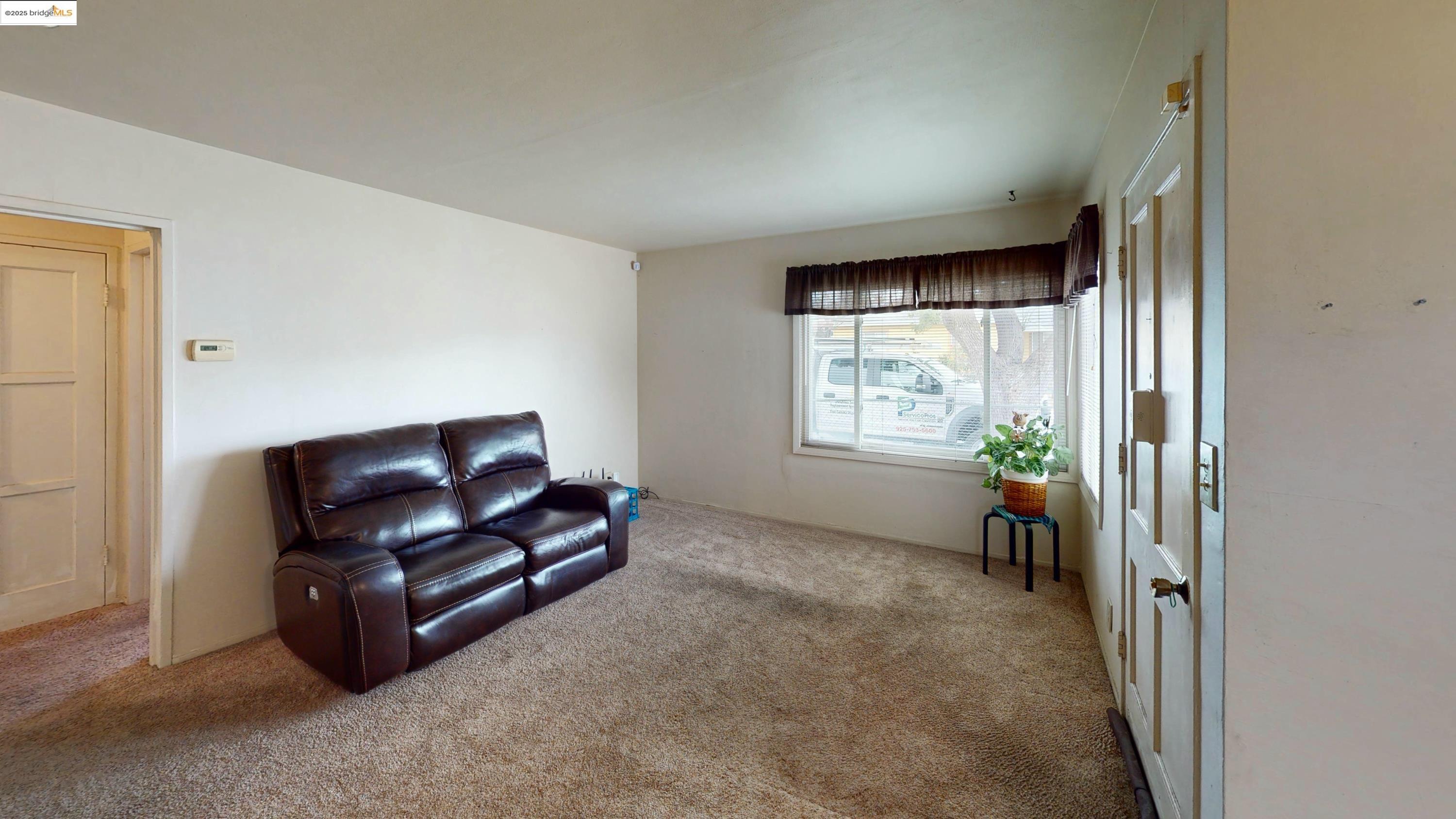 2732 Clarendon Ct., San Pablo, California 94806, 3 Bedrooms Bedrooms, 6 Rooms Rooms,1 BathroomBathrooms,Residential,For Sale,2732 Clarendon Ct.,41105731