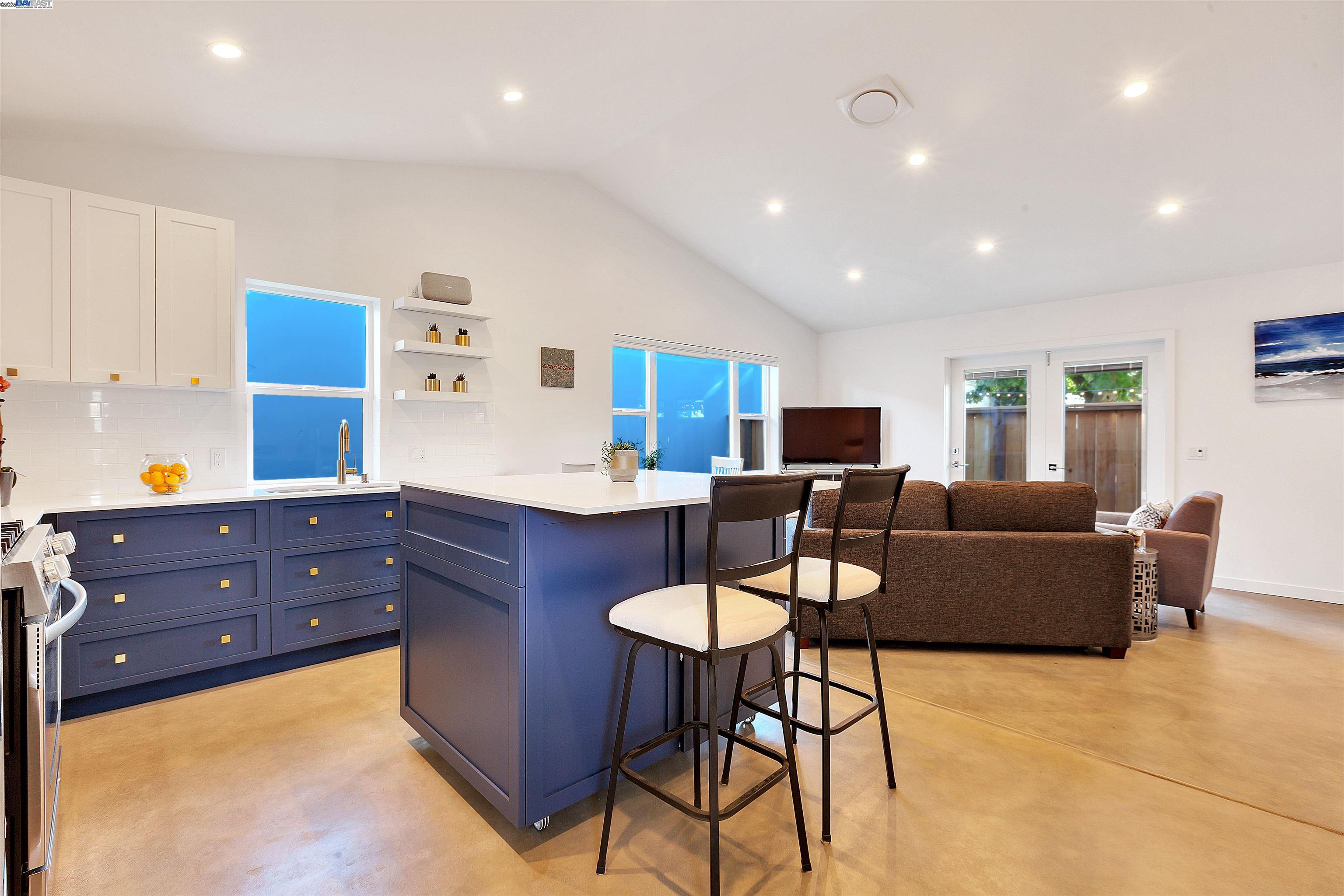 930 Magnolia Drive, Alameda, California 94502, 1 Bedroom Bedrooms, 3 Rooms Rooms,1 BathroomBathrooms,Residential Lease,For Rent,930 Magnolia Drive,41105733