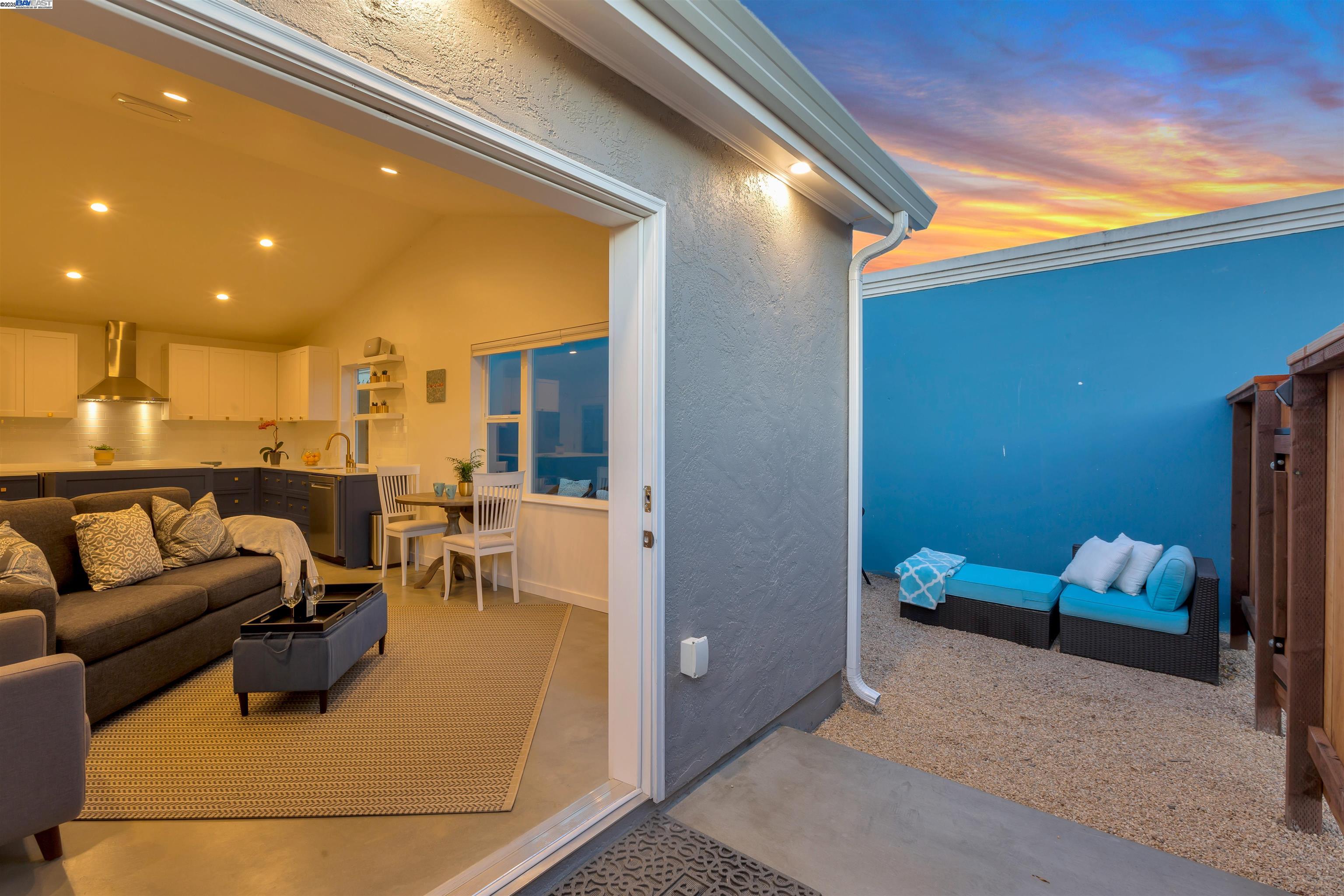 930 Magnolia Drive, Alameda, California 94502, 1 Bedroom Bedrooms, 3 Rooms Rooms,1 BathroomBathrooms,Residential Lease,For Rent,930 Magnolia Drive,41105733