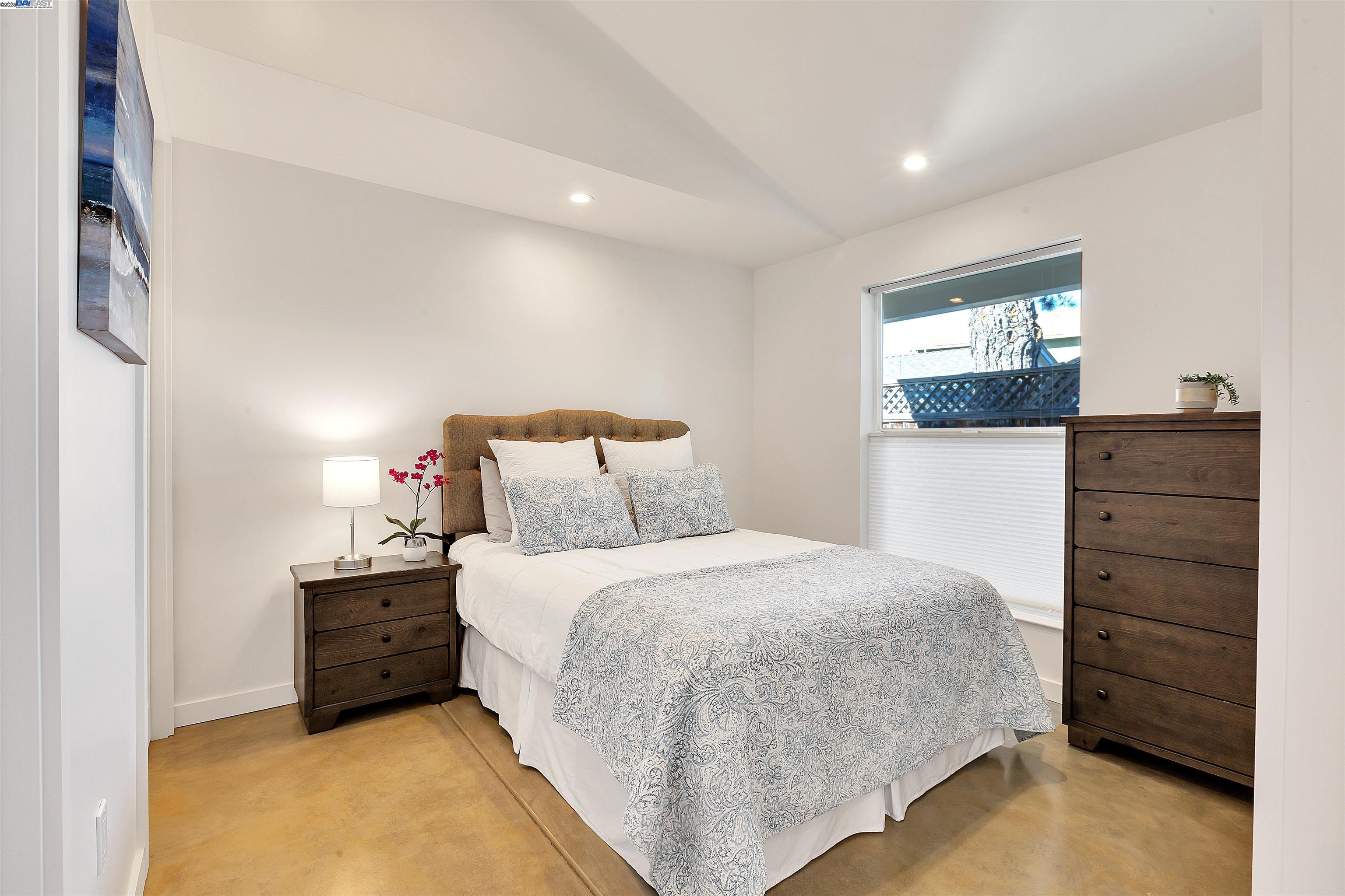 930 Magnolia Drive, Alameda, California 94502, 1 Bedroom Bedrooms, 3 Rooms Rooms,1 BathroomBathrooms,Residential Lease,For Rent,930 Magnolia Drive,41105733