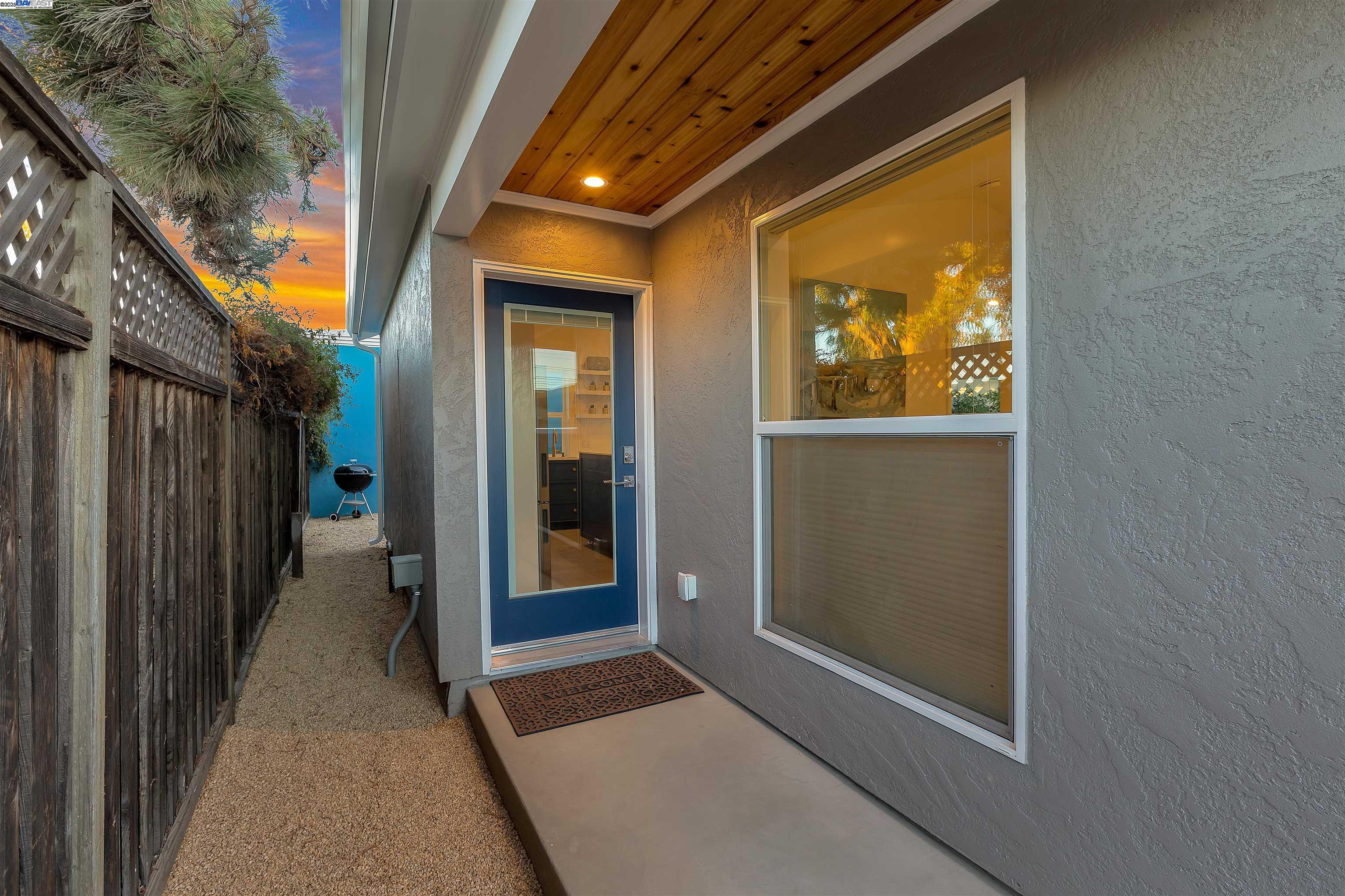 930 Magnolia Drive, Alameda, California 94502, 1 Bedroom Bedrooms, 3 Rooms Rooms,1 BathroomBathrooms,Residential Lease,For Rent,930 Magnolia Drive,41105733