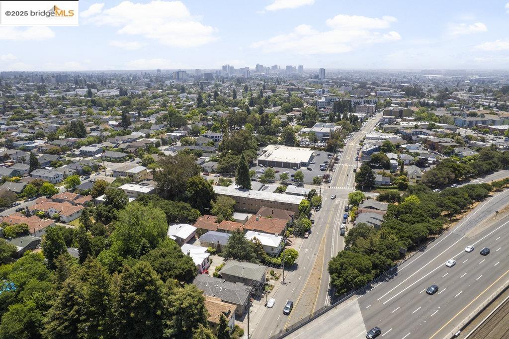 5438 Claremont Avenue, Oakland, California 94618, ,Residential Income,For Sale,5438 Claremont Avenue,41105735