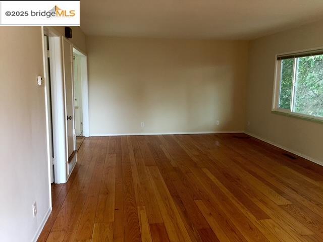 5438 Claremont Avenue, Oakland, California 94618, ,Residential Income,For Sale,5438 Claremont Avenue,41105735