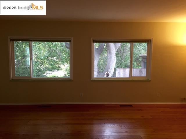 5438 Claremont Avenue, Oakland, California 94618, ,Residential Income,For Sale,5438 Claremont Avenue,41105735