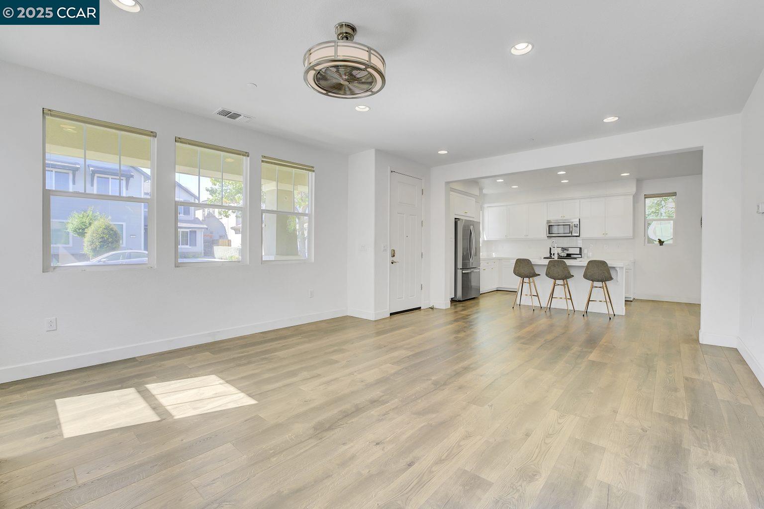 330 Pacifica Dr, Brentwood, California 94513, 3 Bedrooms Bedrooms, 7 Rooms Rooms,2 BathroomsBathrooms,Residential,For Sale,330 Pacifica Dr,41105737