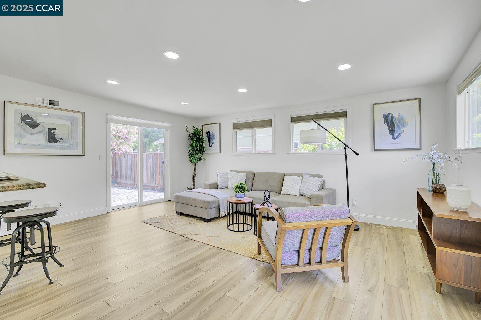 9821 Broadmoor Dr, San Ramon, California 94583, 3 Bedrooms Bedrooms, 8 Rooms Rooms,2 BathroomsBathrooms,Residential,For Sale,9821 Broadmoor Dr,41105739