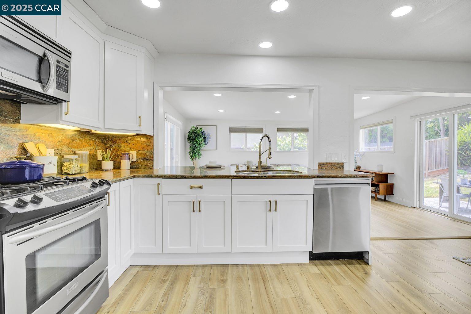 9821 Broadmoor Dr, San Ramon, California 94583, 3 Bedrooms Bedrooms, 8 Rooms Rooms,2 BathroomsBathrooms,Residential,For Sale,9821 Broadmoor Dr,41105739