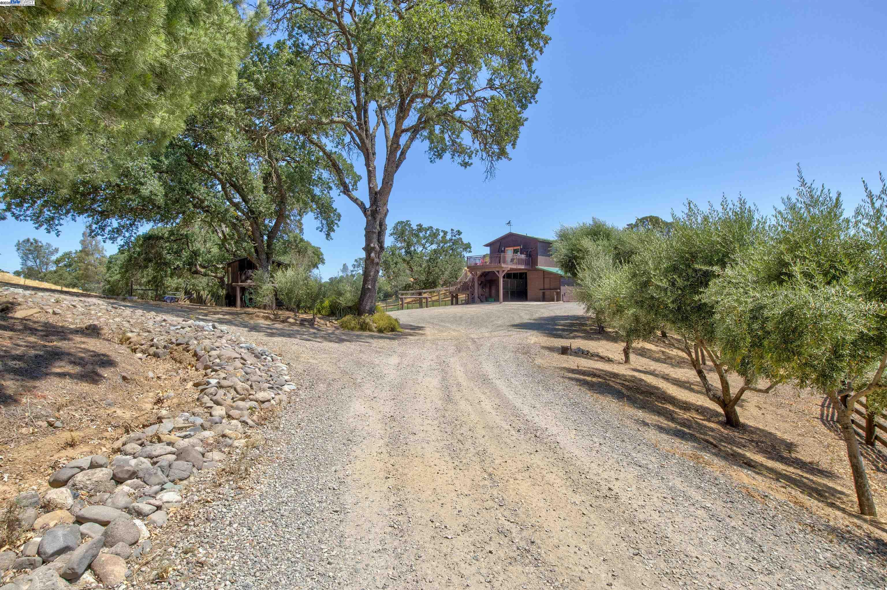 5281 Chiles Pope Valley Rd, Saint Helena, California 94574, 3 Bedrooms Bedrooms, ,2 BathroomsBathrooms,Residential,For Sale,5281 Chiles Pope Valley Rd,41105740