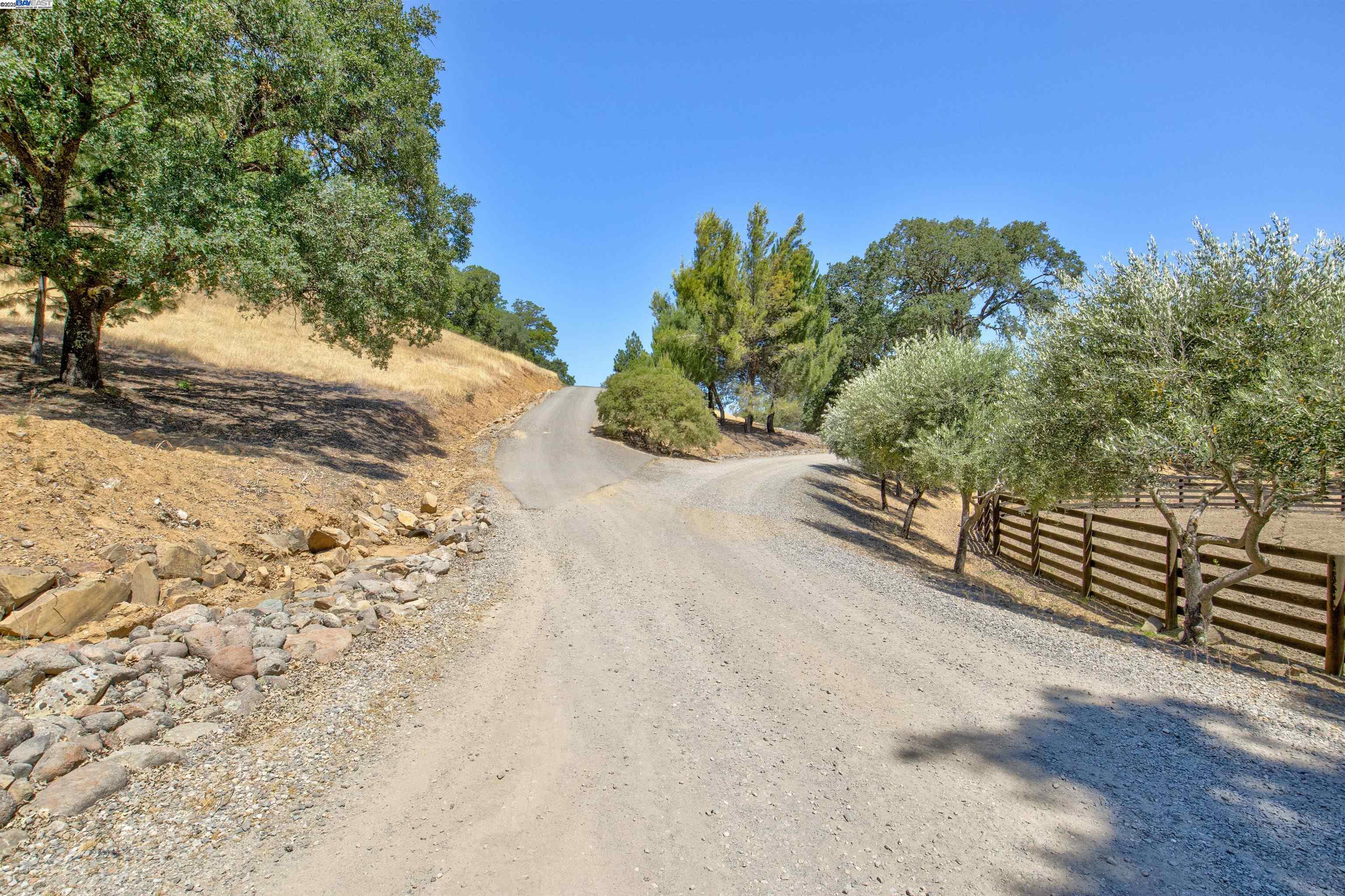 5281 Chiles Pope Valley Rd, Saint Helena, California 94574, 3 Bedrooms Bedrooms, ,2 BathroomsBathrooms,Residential,For Sale,5281 Chiles Pope Valley Rd,41105740