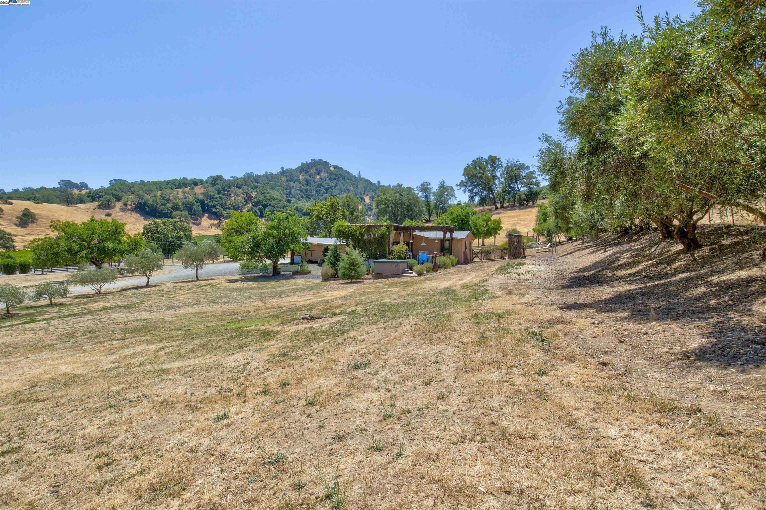 5281 Chiles Pope Valley Rd, Saint Helena, California 94574, 3 Bedrooms Bedrooms, ,2 BathroomsBathrooms,Residential,For Sale,5281 Chiles Pope Valley Rd,41105740