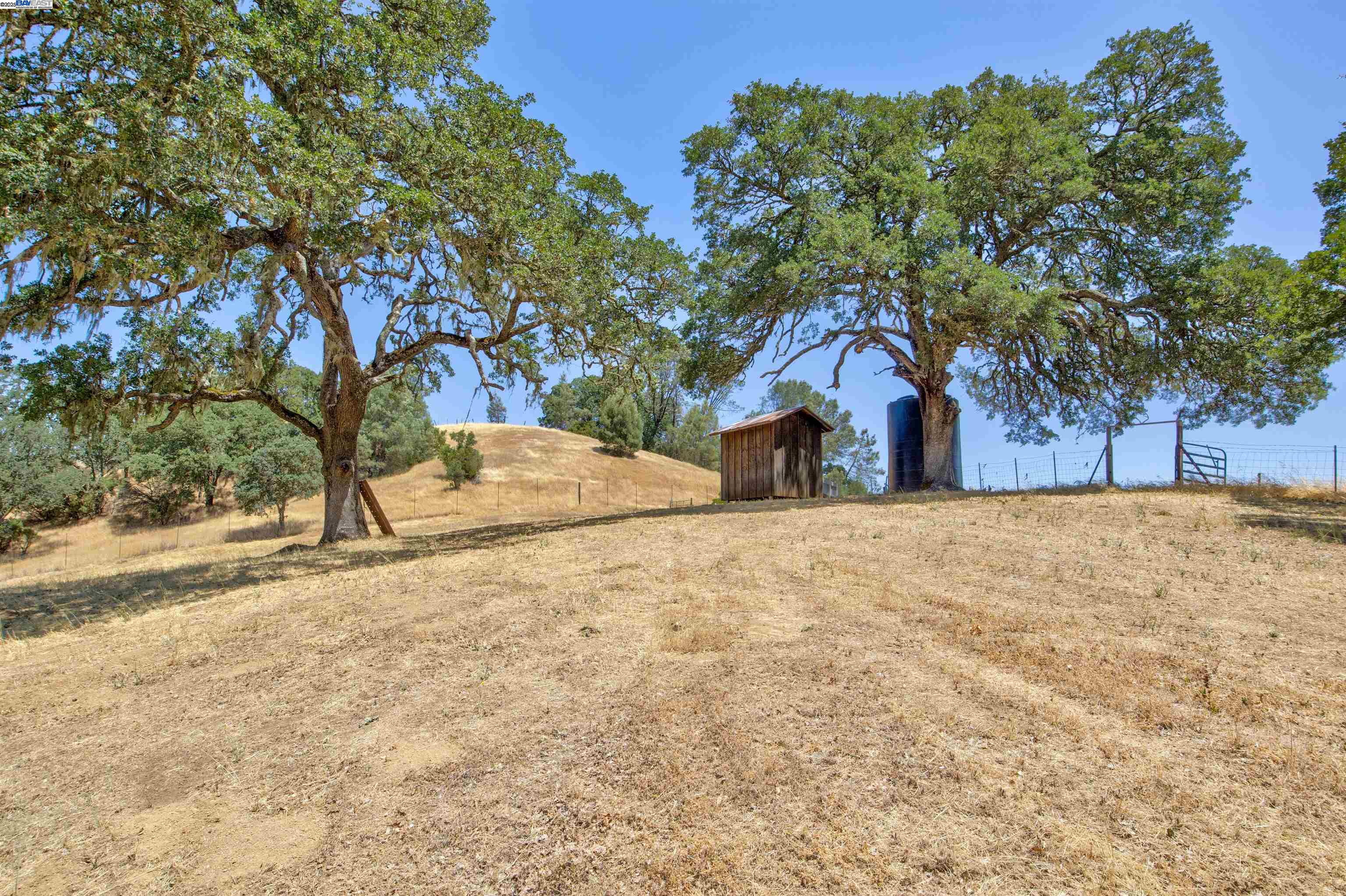 5281 Chiles Pope Valley Rd, Saint Helena, California 94574, 3 Bedrooms Bedrooms, ,2 BathroomsBathrooms,Residential,For Sale,5281 Chiles Pope Valley Rd,41105740