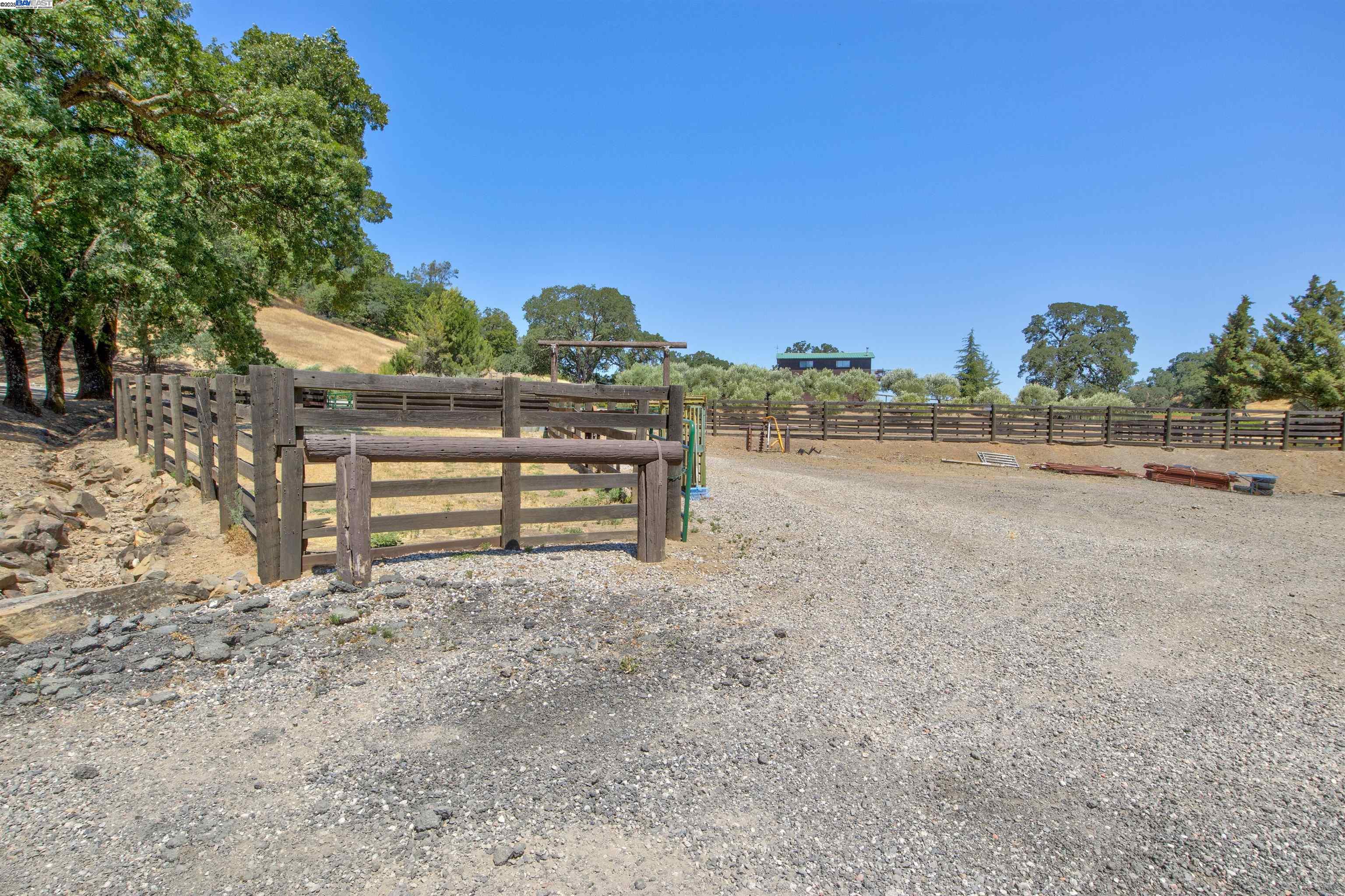 5281 Chiles Pope Valley Rd, Saint Helena, California 94574, 3 Bedrooms Bedrooms, ,2 BathroomsBathrooms,Residential,For Sale,5281 Chiles Pope Valley Rd,41105740