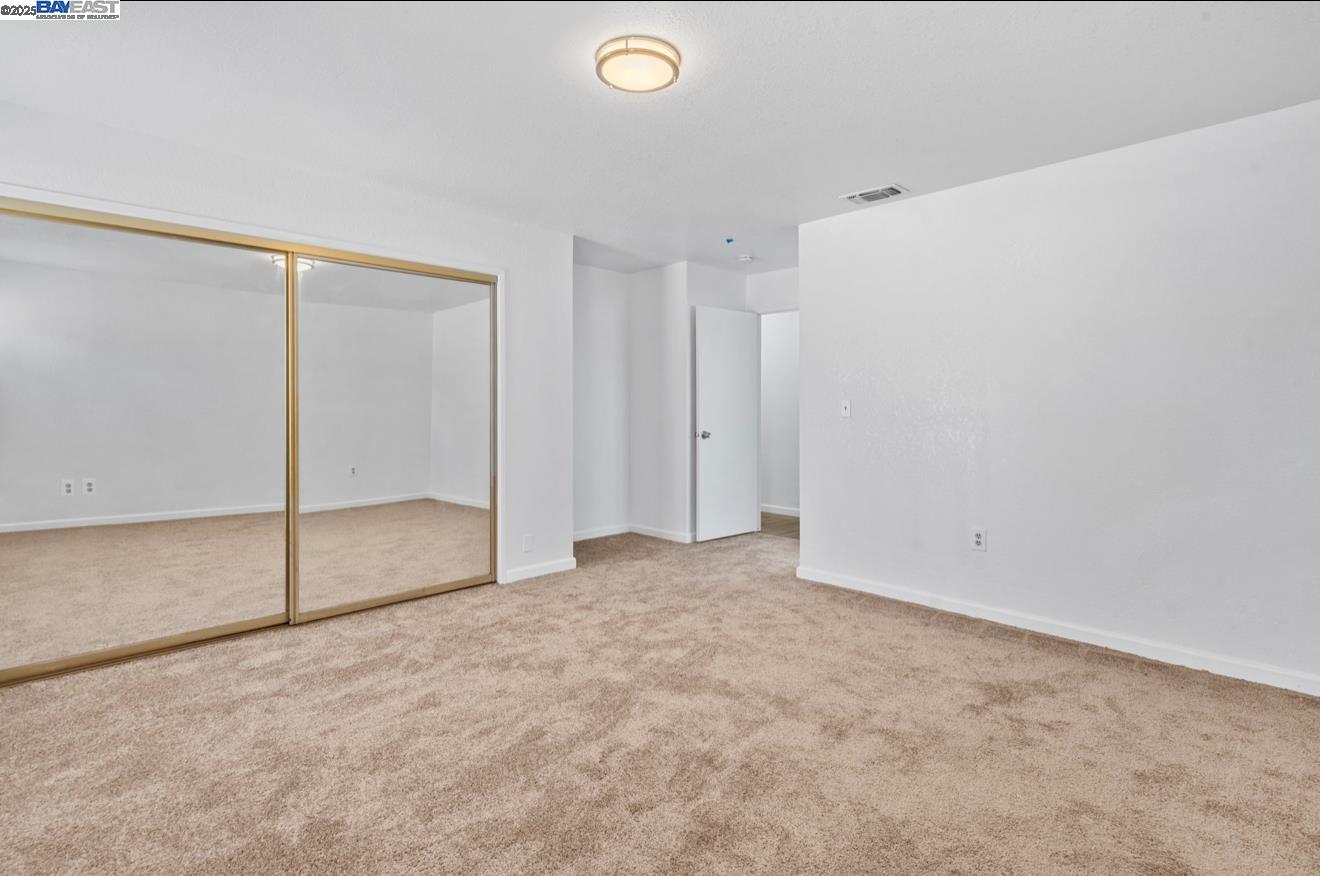 Detail Gallery Image 9 of 13 For 1272 Eastridge Pl, Manteca,  CA 95336 - 3 Beds | 2 Baths