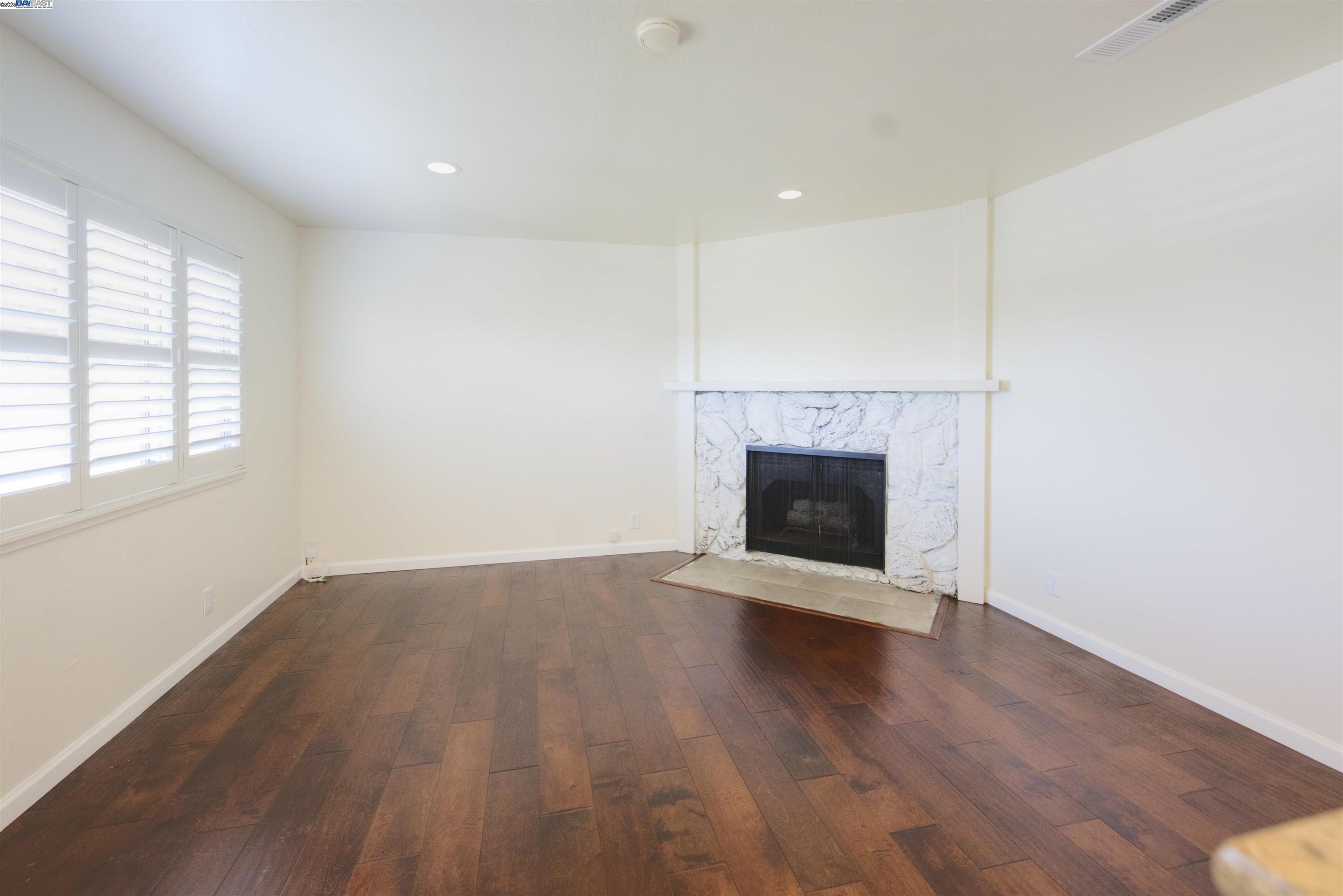 Photo #13: 41105742 Listing: Photo #13