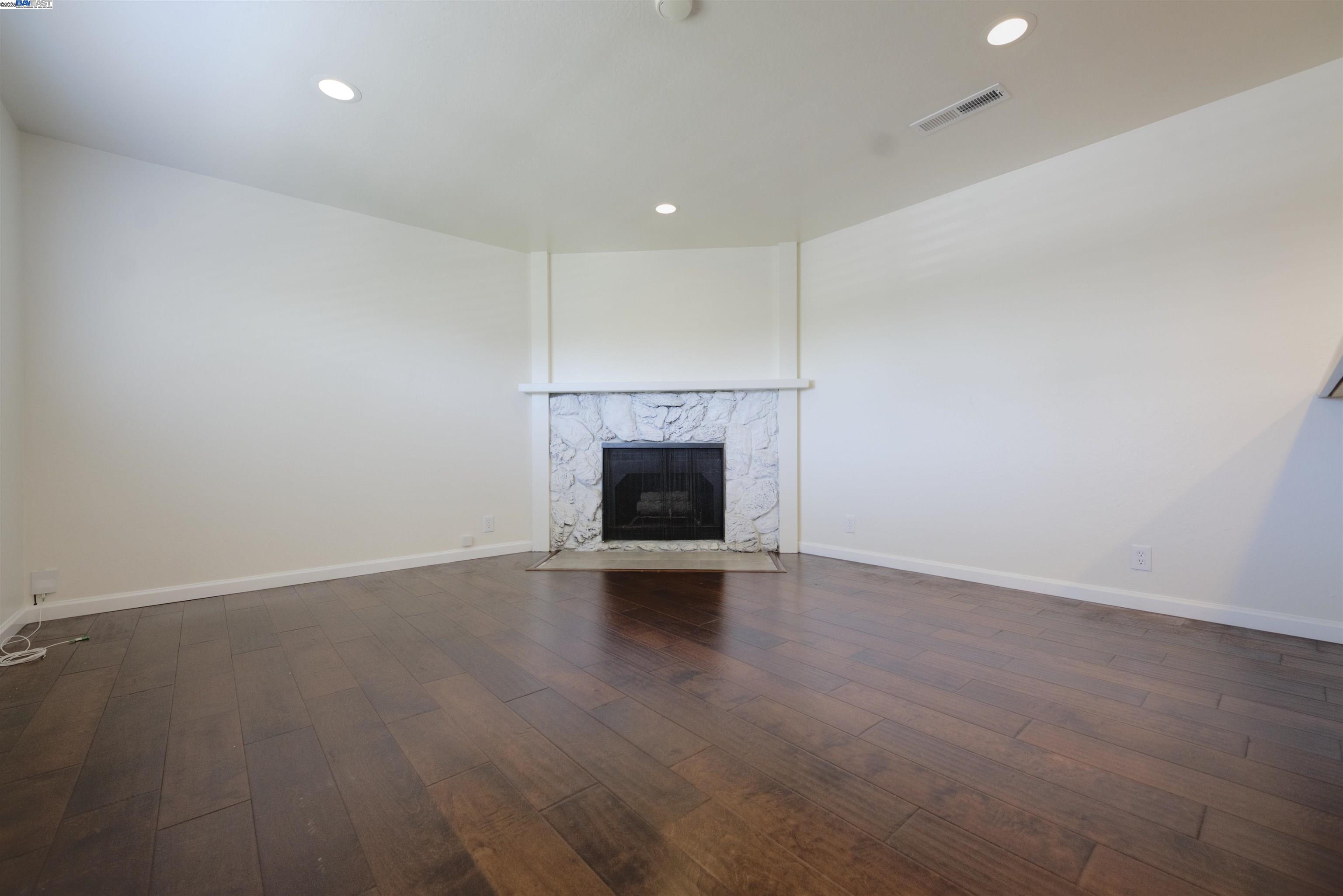 Photo #14: 41105742 Listing: Photo #14