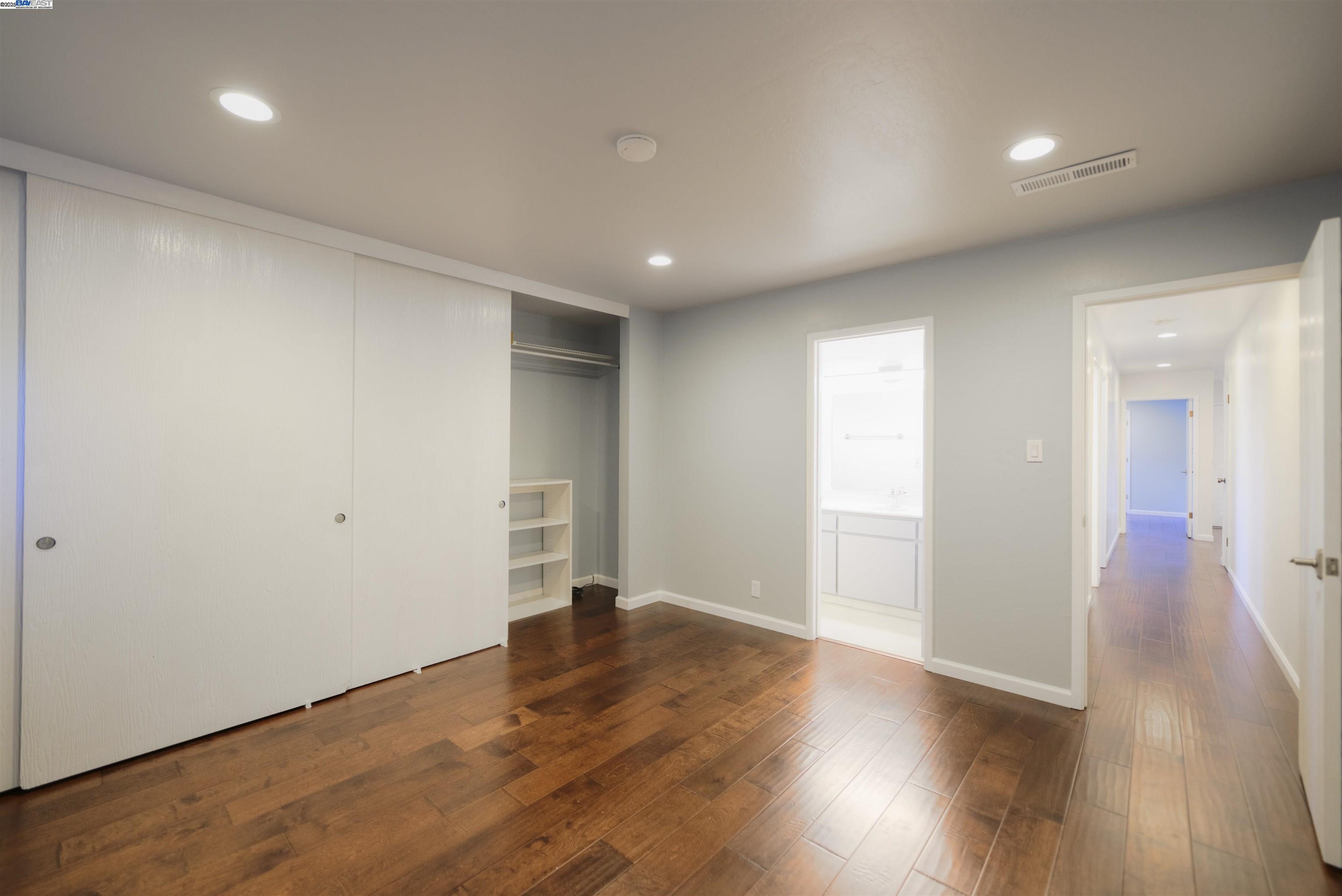 Photo #17: 41105742 Listing: Photo #17