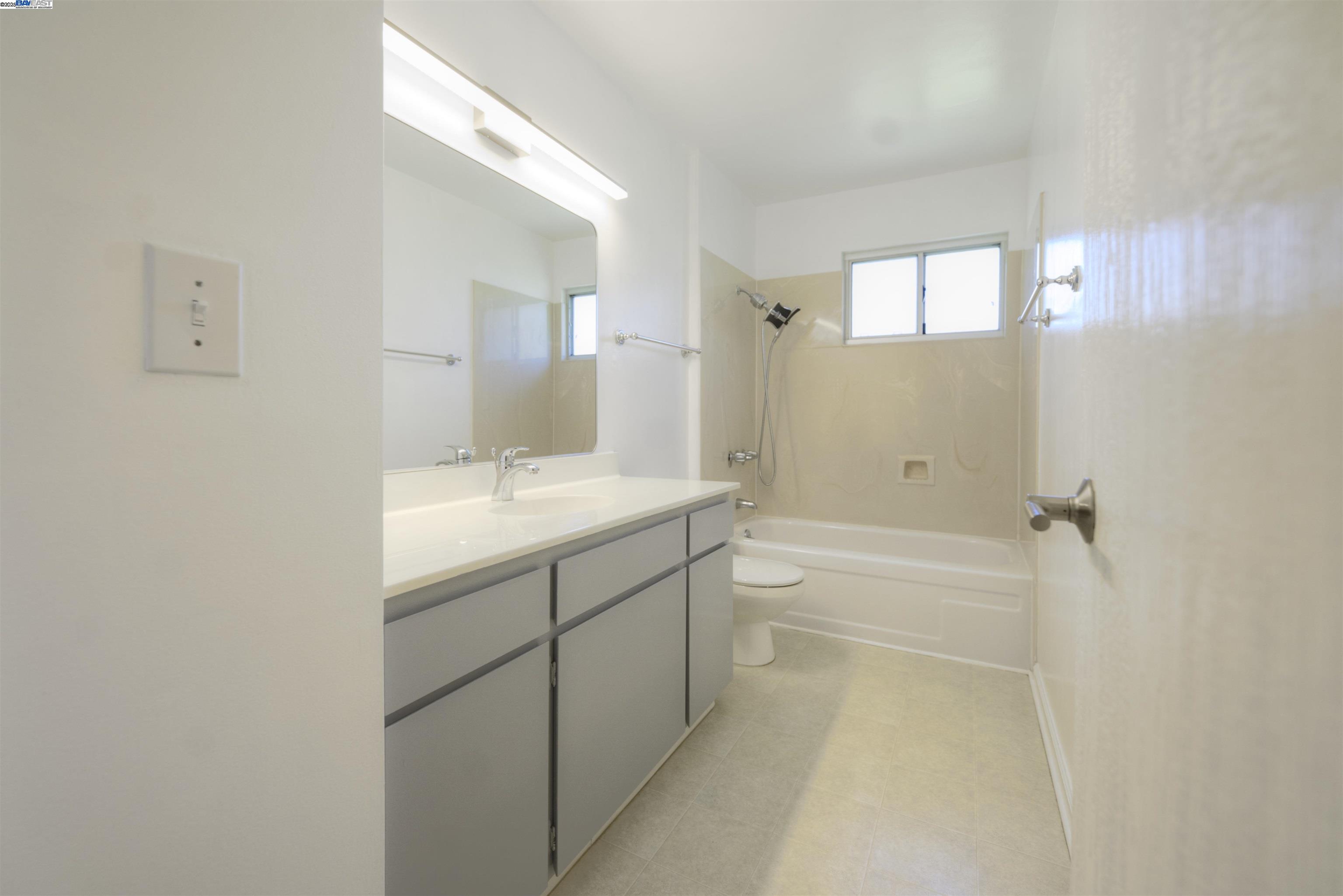 Photo #26: 41105742 Listing: Photo #26