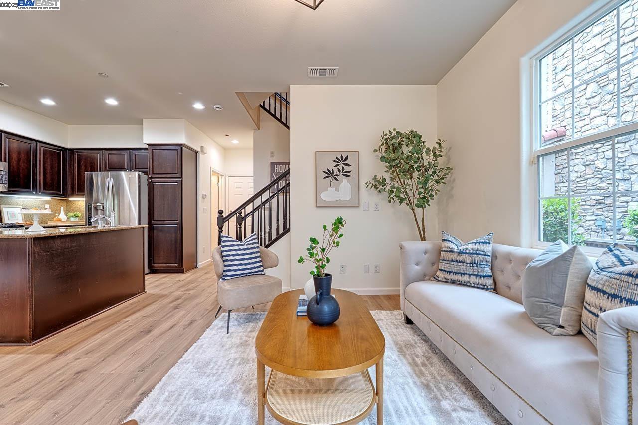 Photo #6: 41105743 Listing 