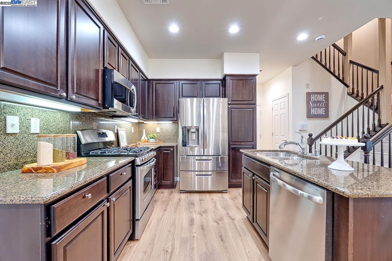 Photo #8: 41105743 Listing: Photo #8
