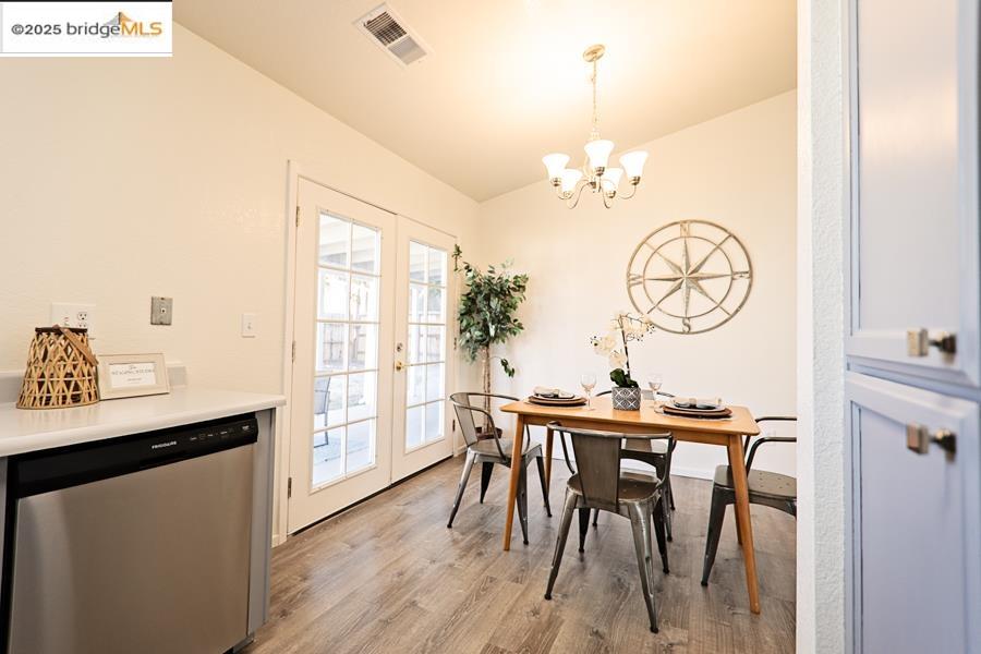 Detail Gallery Image 14 of 30 For 1823 Fort Hall Place, Stockton,  CA 95206 - 2 Beds | 2 Baths