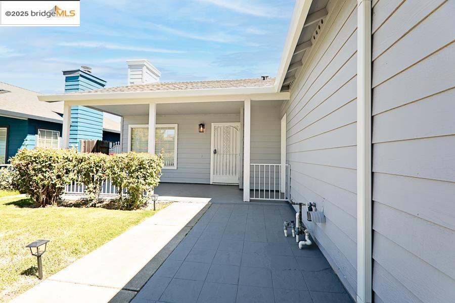 Detail Gallery Image 3 of 30 For 1823 Fort Hall Place, Stockton,  CA 95206 - 2 Beds | 2 Baths