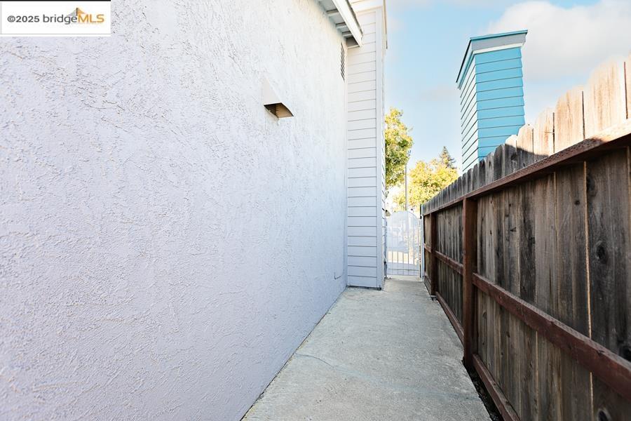 Detail Gallery Image 30 of 30 For 1823 Fort Hall Place, Stockton,  CA 95206 - 2 Beds | 2 Baths