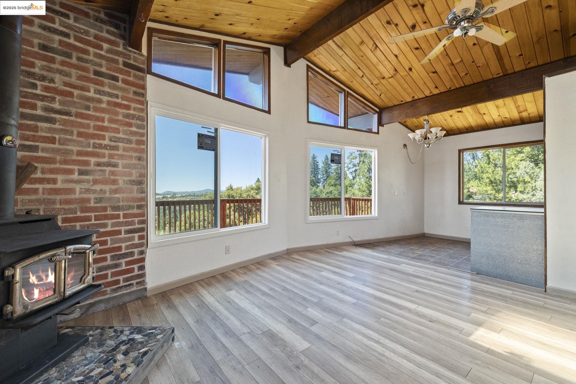 18900 Horizon Court, Tuolumne, California 95379, 3 Bedrooms Bedrooms, 6 Rooms Rooms,2 BathroomsBathrooms,Residential,For Sale,18900 Horizon Court,41105750