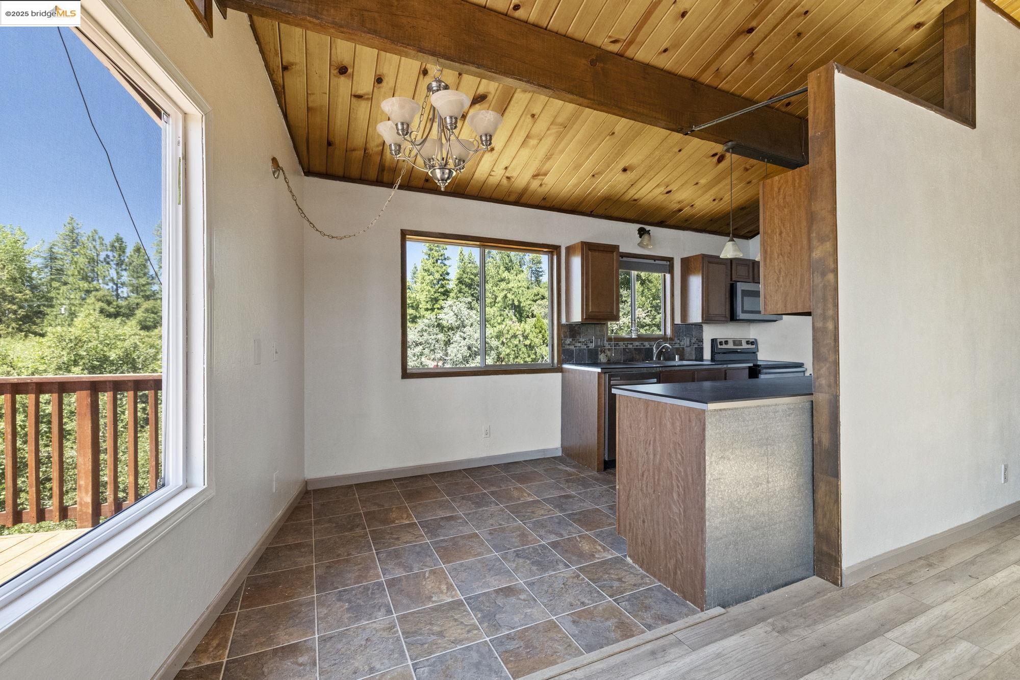 18900 Horizon Court, Tuolumne, California 95379, 3 Bedrooms Bedrooms, 6 Rooms Rooms,2 BathroomsBathrooms,Residential,For Sale,18900 Horizon Court,41105750