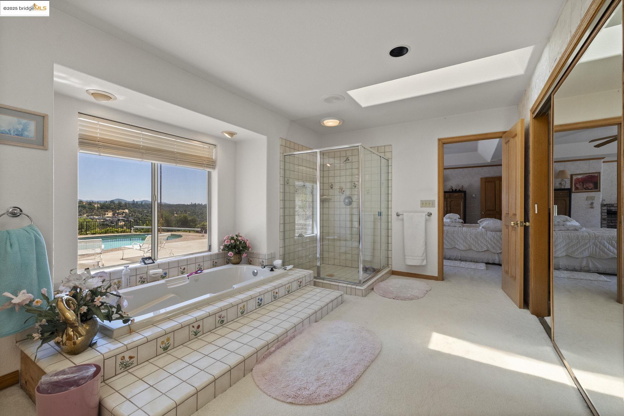 16411 Crestridge Ave, Sonora, California 95370, 4 Bedrooms Bedrooms, 9 Rooms Rooms,3 BathroomsBathrooms,Residential,For Sale,16411 Crestridge Ave,41105753