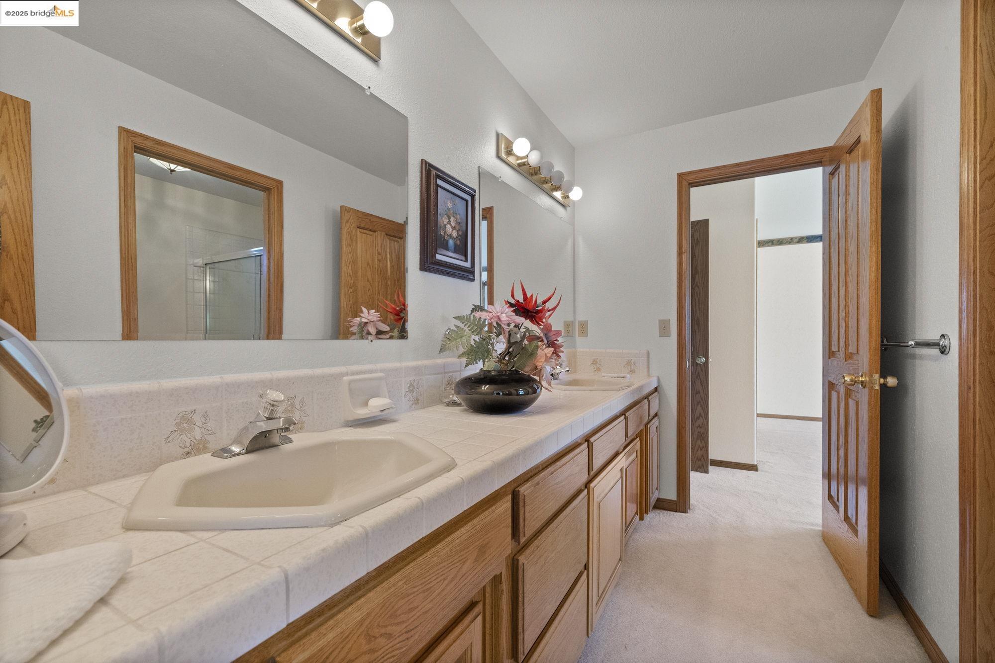 16411 Crestridge Ave, Sonora, California 95370, 4 Bedrooms Bedrooms, 9 Rooms Rooms,3 BathroomsBathrooms,Residential,For Sale,16411 Crestridge Ave,41105753