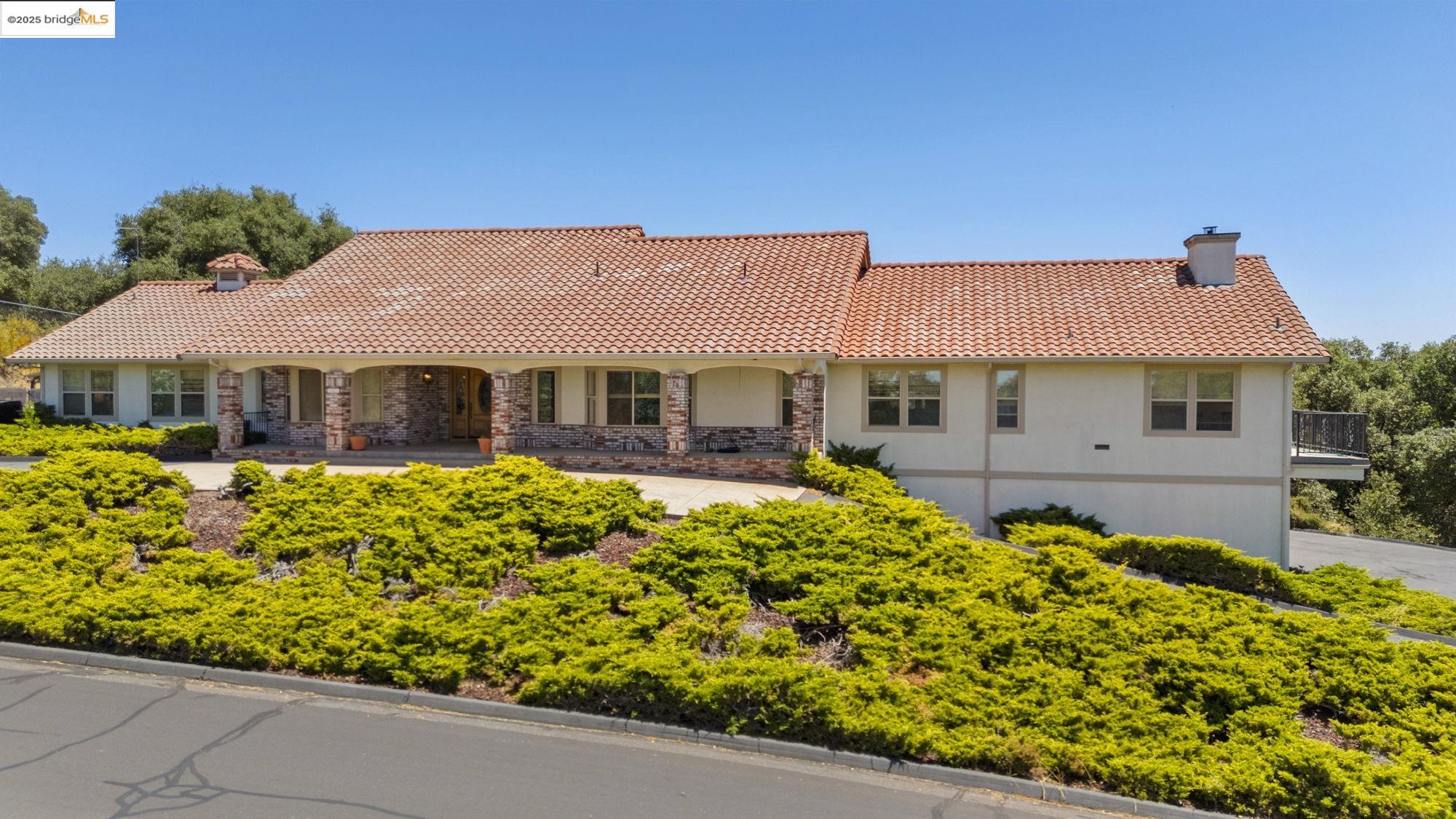 16411 Crestridge Ave, Sonora, California 95370, 4 Bedrooms Bedrooms, 9 Rooms Rooms,3 BathroomsBathrooms,Residential,For Sale,16411 Crestridge Ave,41105753