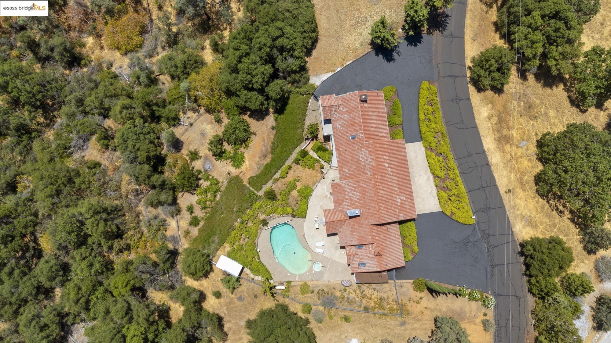 16411 Crestridge Ave, Sonora, California 95370, 4 Bedrooms Bedrooms, 9 Rooms Rooms,3 BathroomsBathrooms,Residential,For Sale,16411 Crestridge Ave,41105753