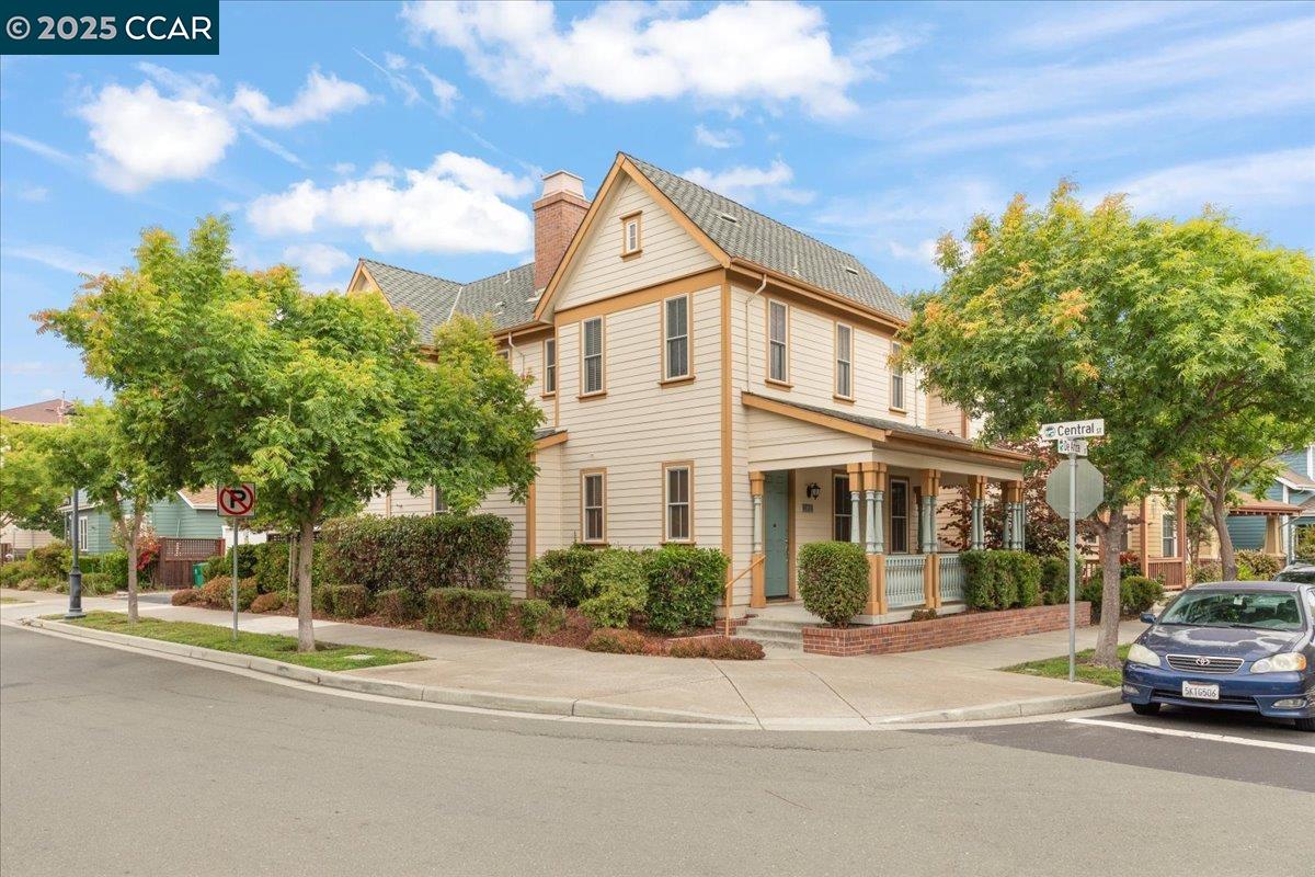 2003 De Anza Ln