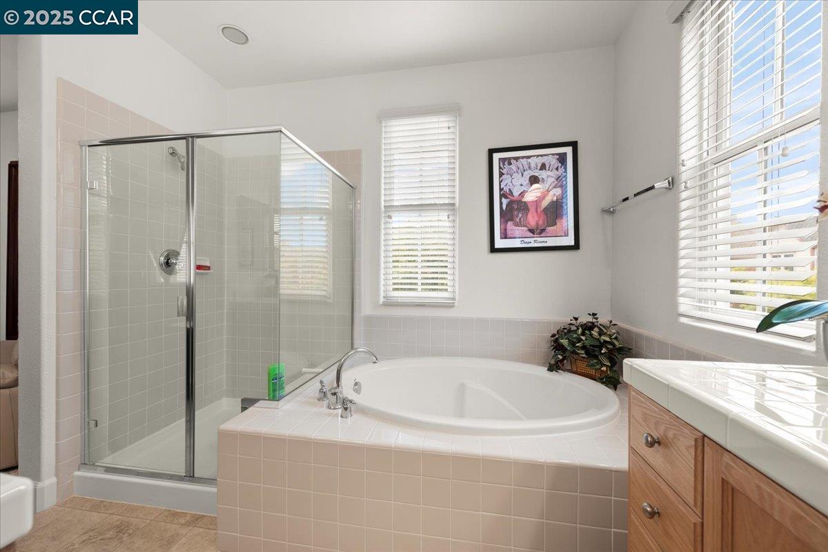 2003 De Anza Ln, Hercules, California 94547, 3 Bedrooms Bedrooms, 6 Rooms Rooms,2 BathroomsBathrooms,Residential,For Sale,2003 De Anza Ln,41105754