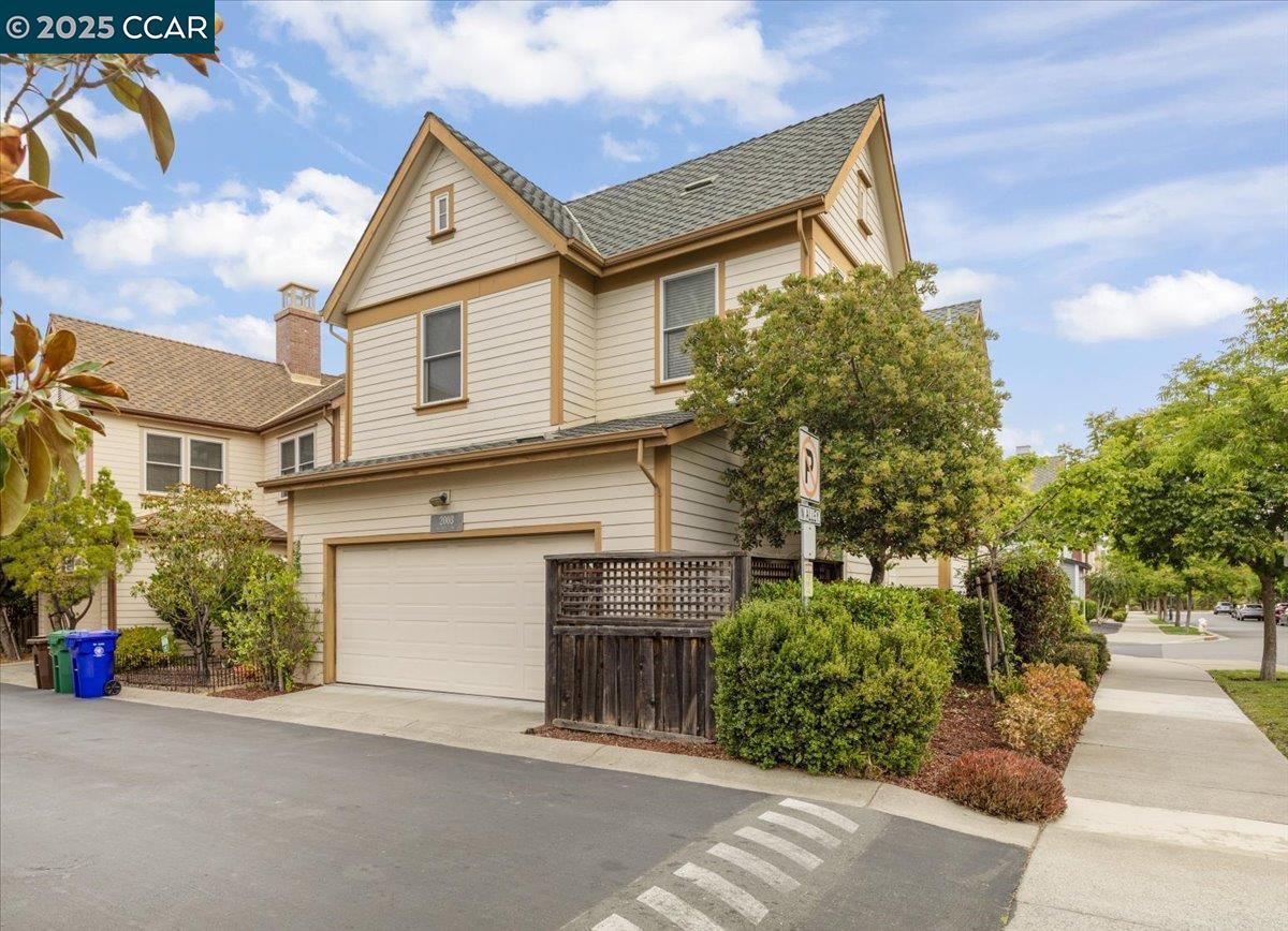 2003 De Anza Ln, Hercules, California 94547, 3 Bedrooms Bedrooms, 6 Rooms Rooms,2 BathroomsBathrooms,Residential,For Sale,2003 De Anza Ln,41105754