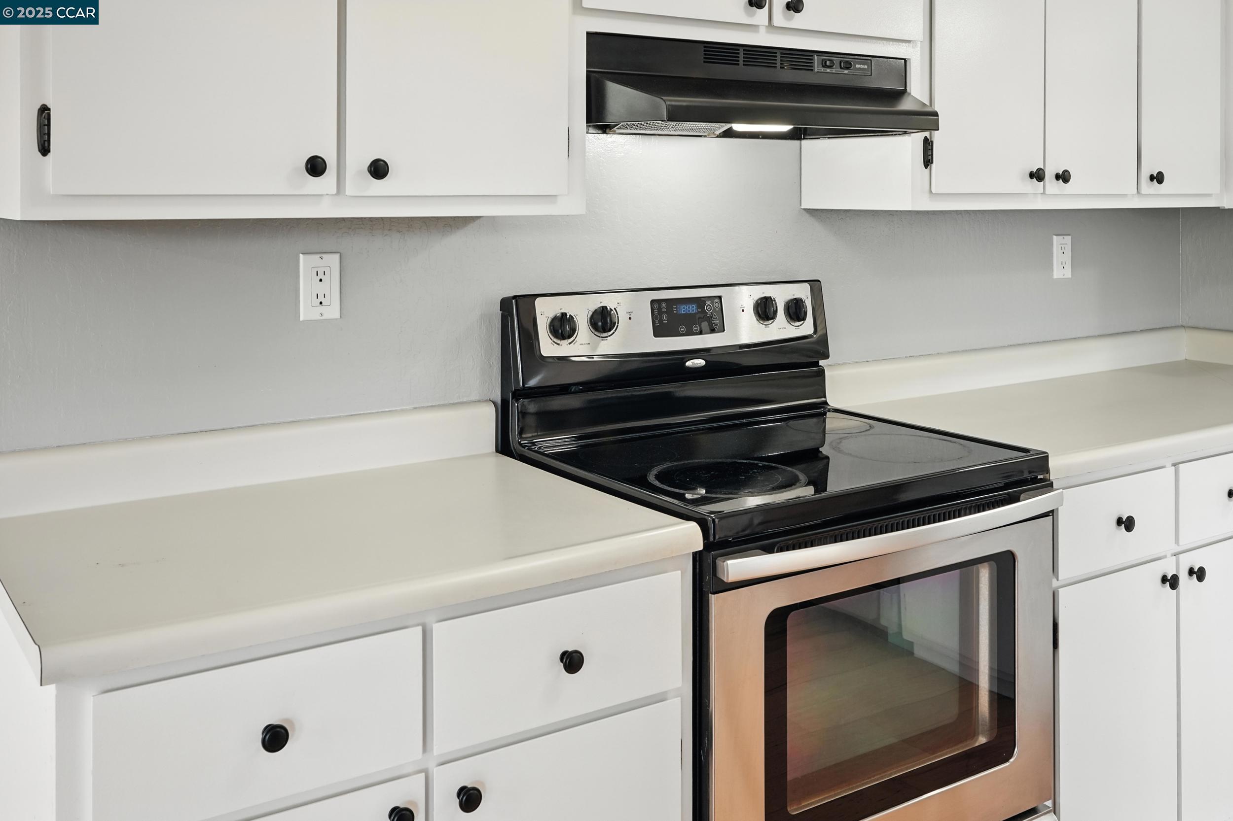 115 Lands End Ct, Vallejo, California 94591, 2 Bedrooms Bedrooms, 5 Rooms Rooms,1 BathroomBathrooms,Residential,For Sale,115 Lands End Ct,41105756