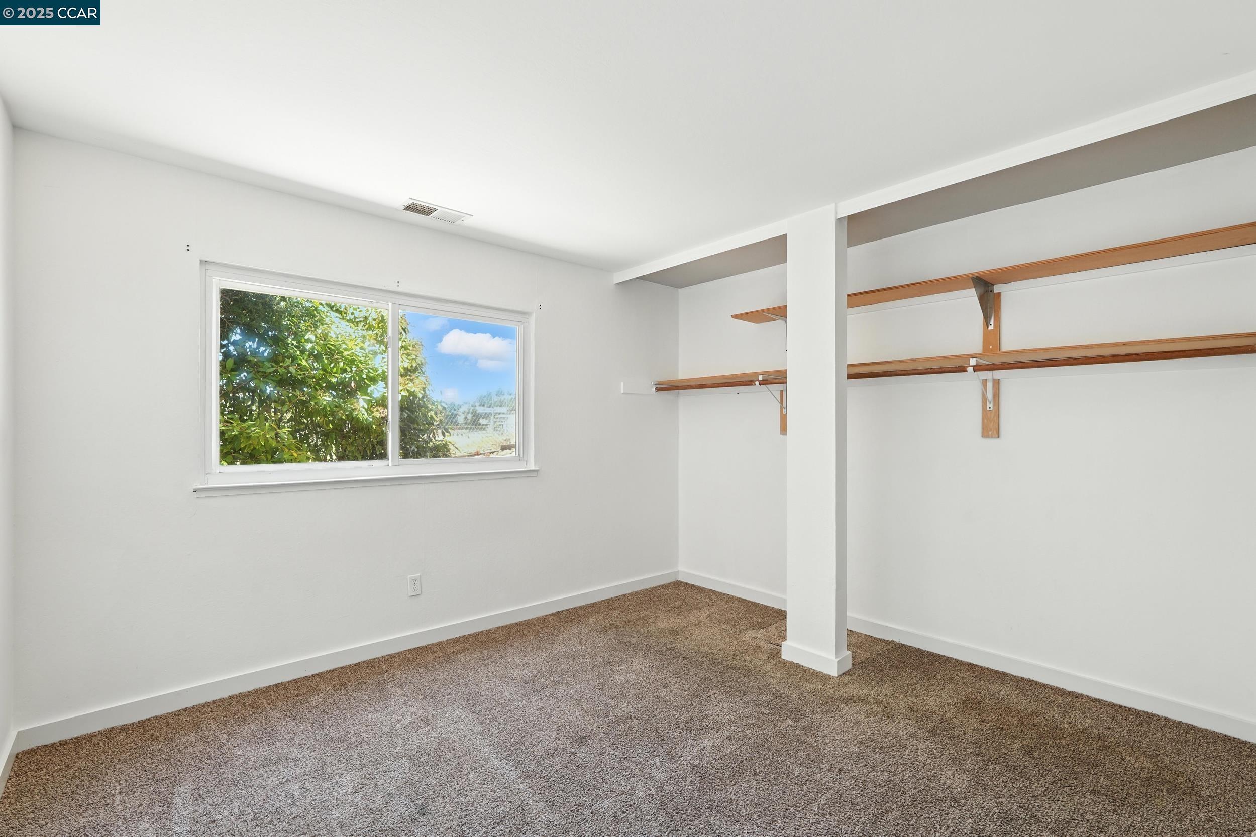 115 Lands End Ct, Vallejo, California 94591, 2 Bedrooms Bedrooms, 5 Rooms Rooms,1 BathroomBathrooms,Residential,For Sale,115 Lands End Ct,41105756