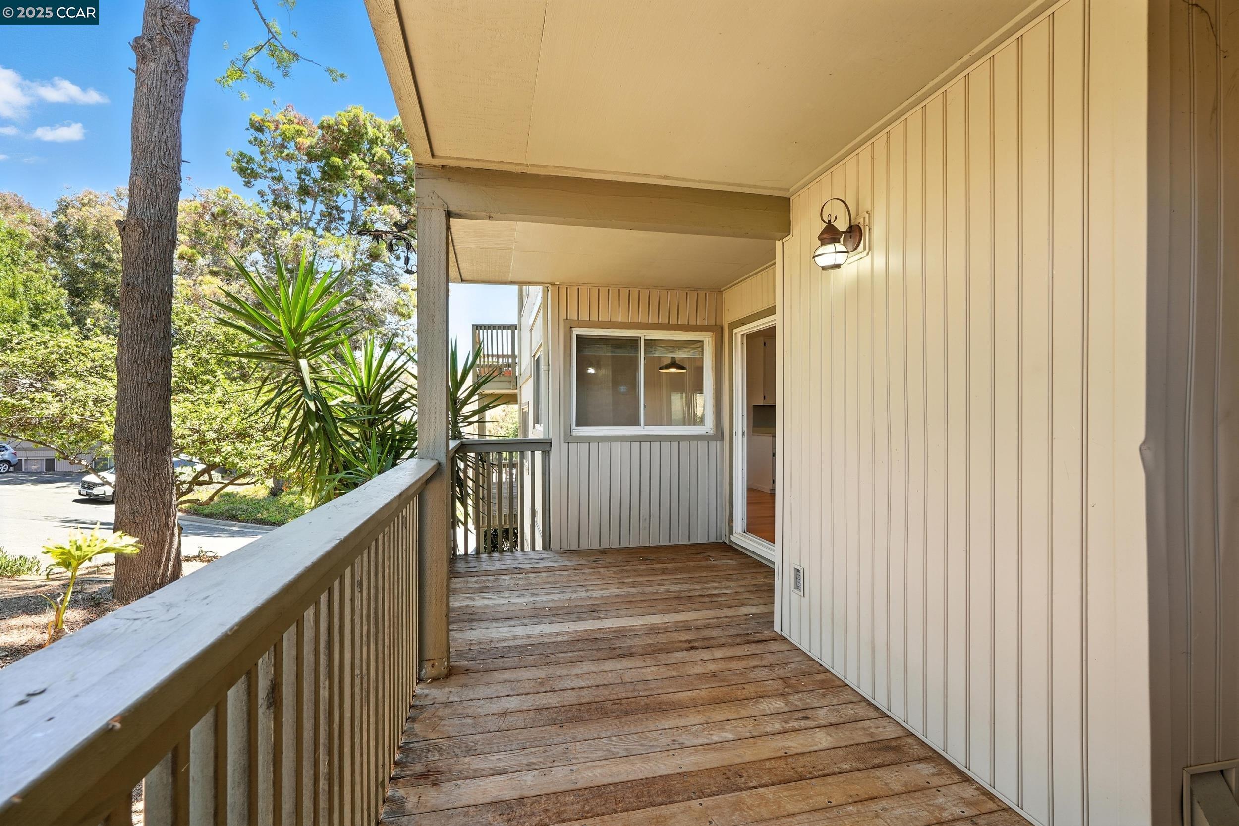 115 Lands End Ct, Vallejo, California 94591, 2 Bedrooms Bedrooms, 5 Rooms Rooms,1 BathroomBathrooms,Residential,For Sale,115 Lands End Ct,41105756