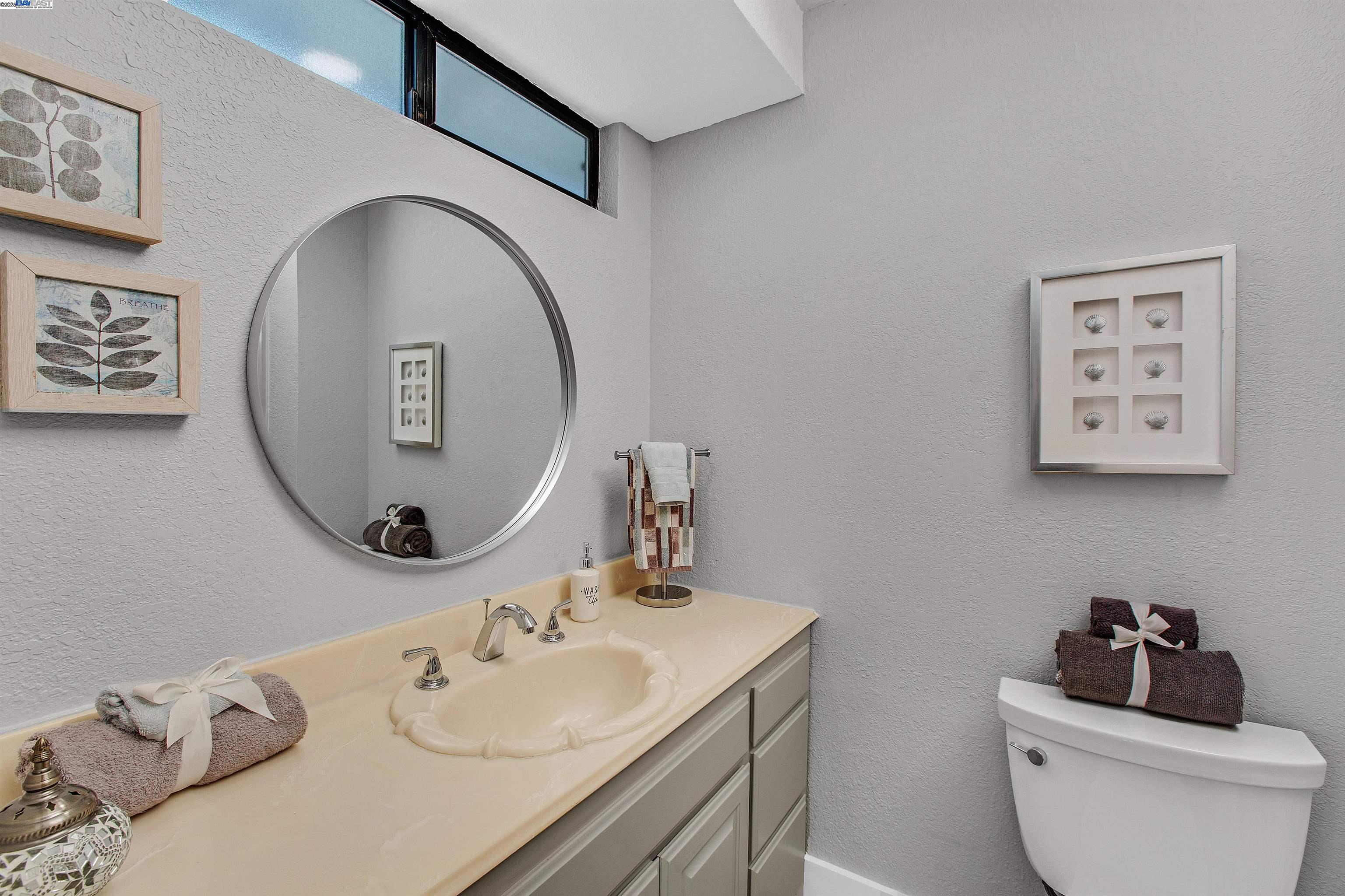 Detail Gallery Image 29 of 57 For 2560 Phelan Avenue, Hayward,  CA 94545 - 4 Beds | 3 Baths