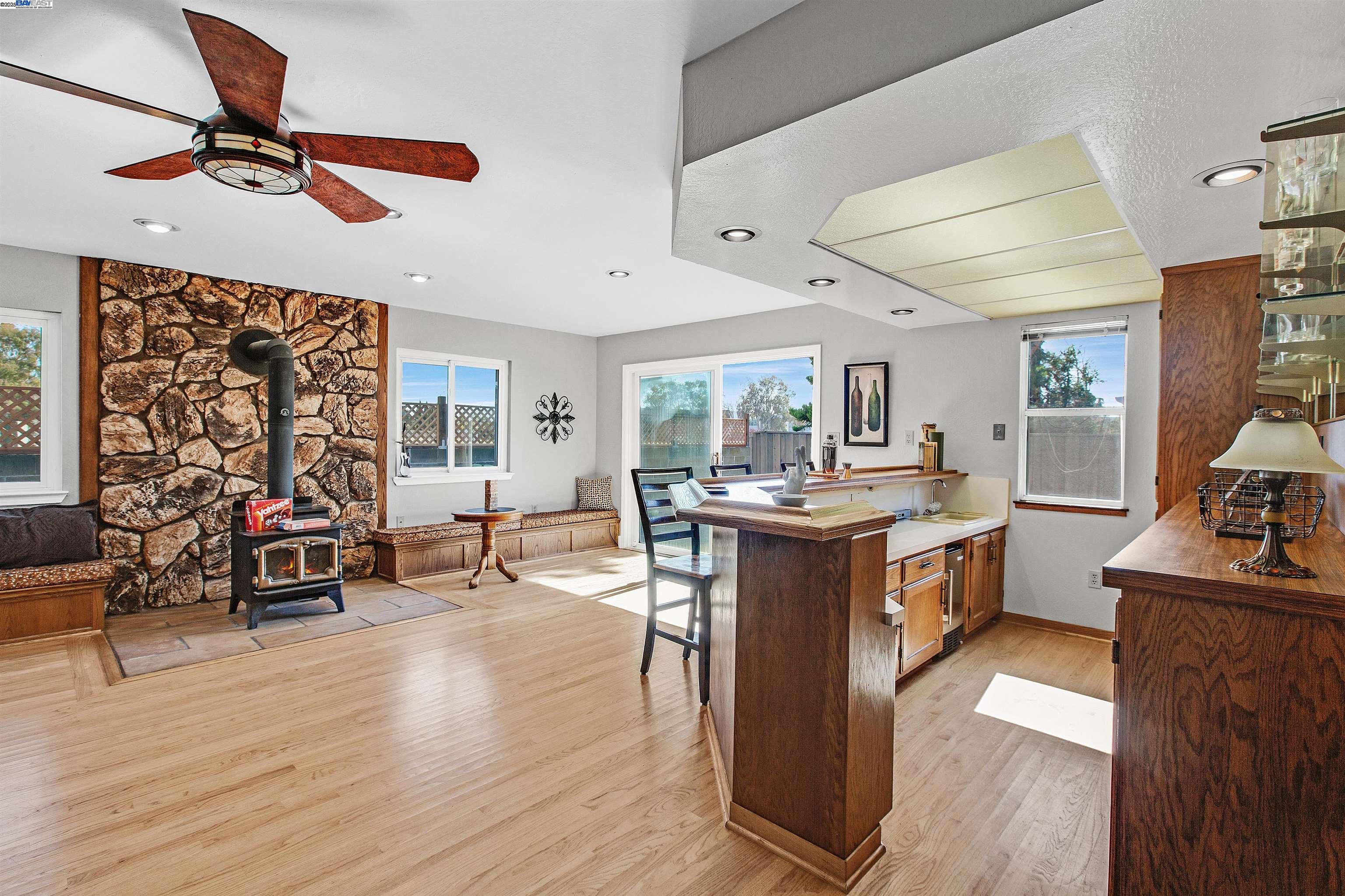 Detail Gallery Image 33 of 57 For 2560 Phelan Avenue, Hayward,  CA 94545 - 4 Beds | 3 Baths