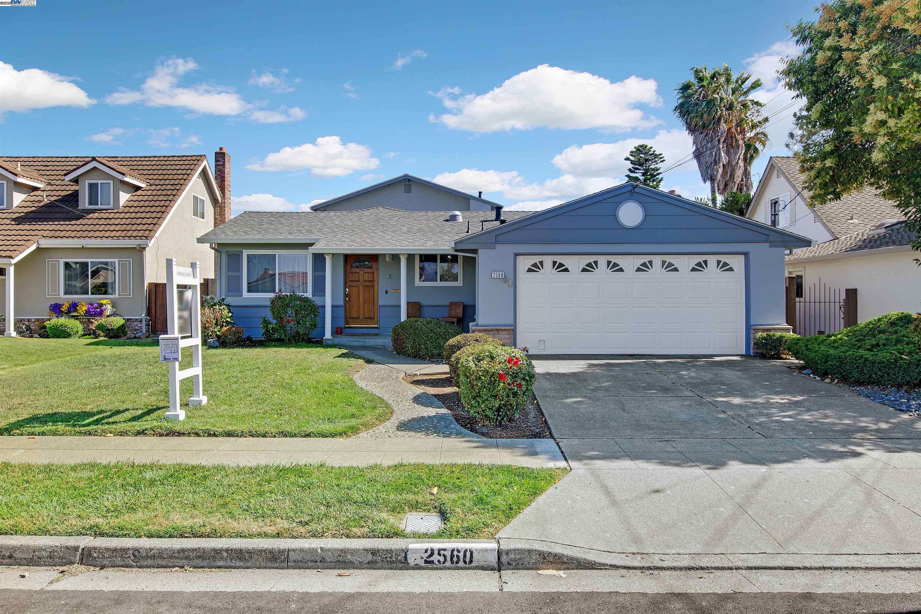 Detail Gallery Image 5 of 57 For 2560 Phelan Avenue, Hayward,  CA 94545 - 4 Beds | 3 Baths
