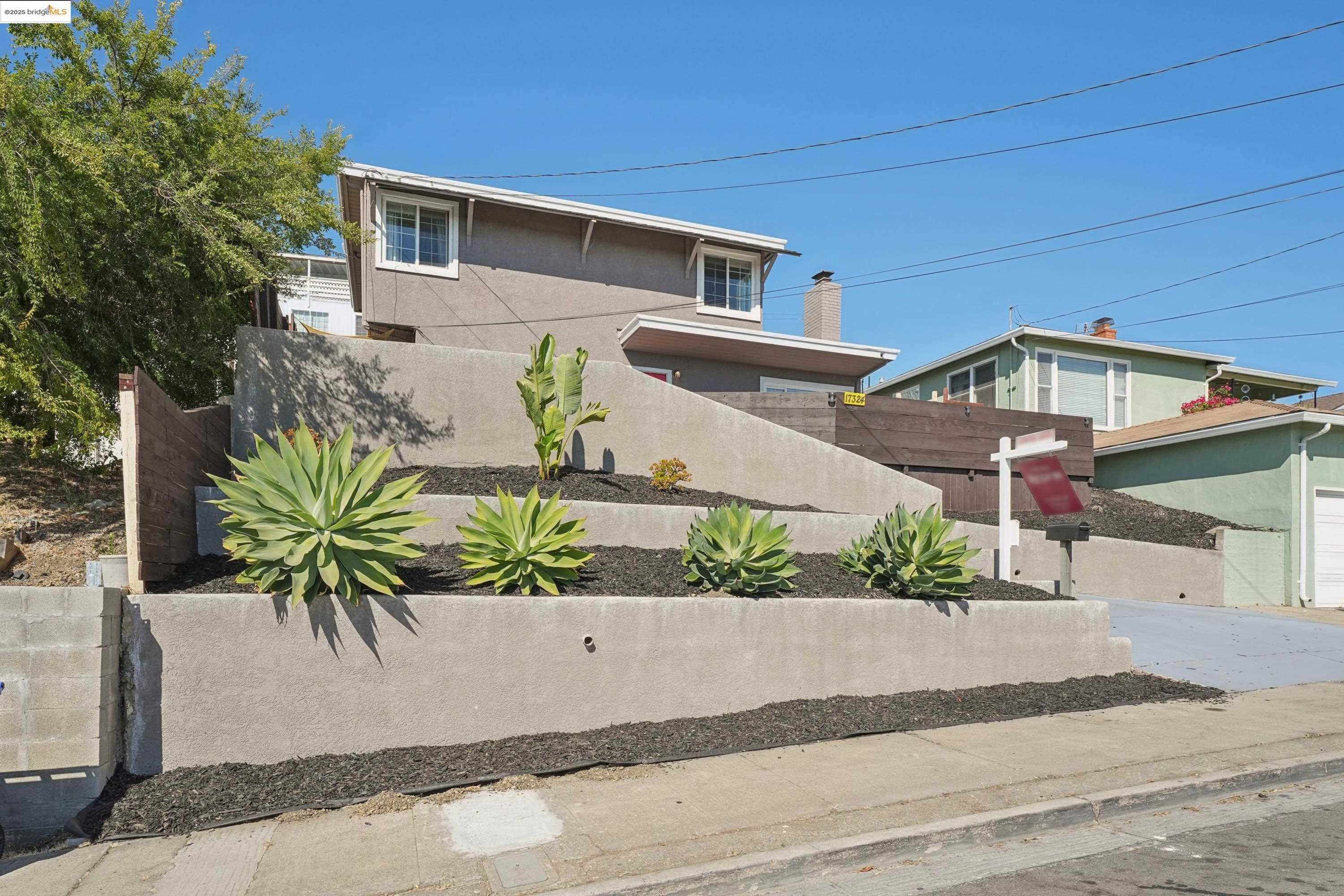17324 Ehle St, Castro Valley, California 94546, 4 Bedrooms Bedrooms, 6 Rooms Rooms,2 BathroomsBathrooms,Residential,For Sale,17324 Ehle St,41105759