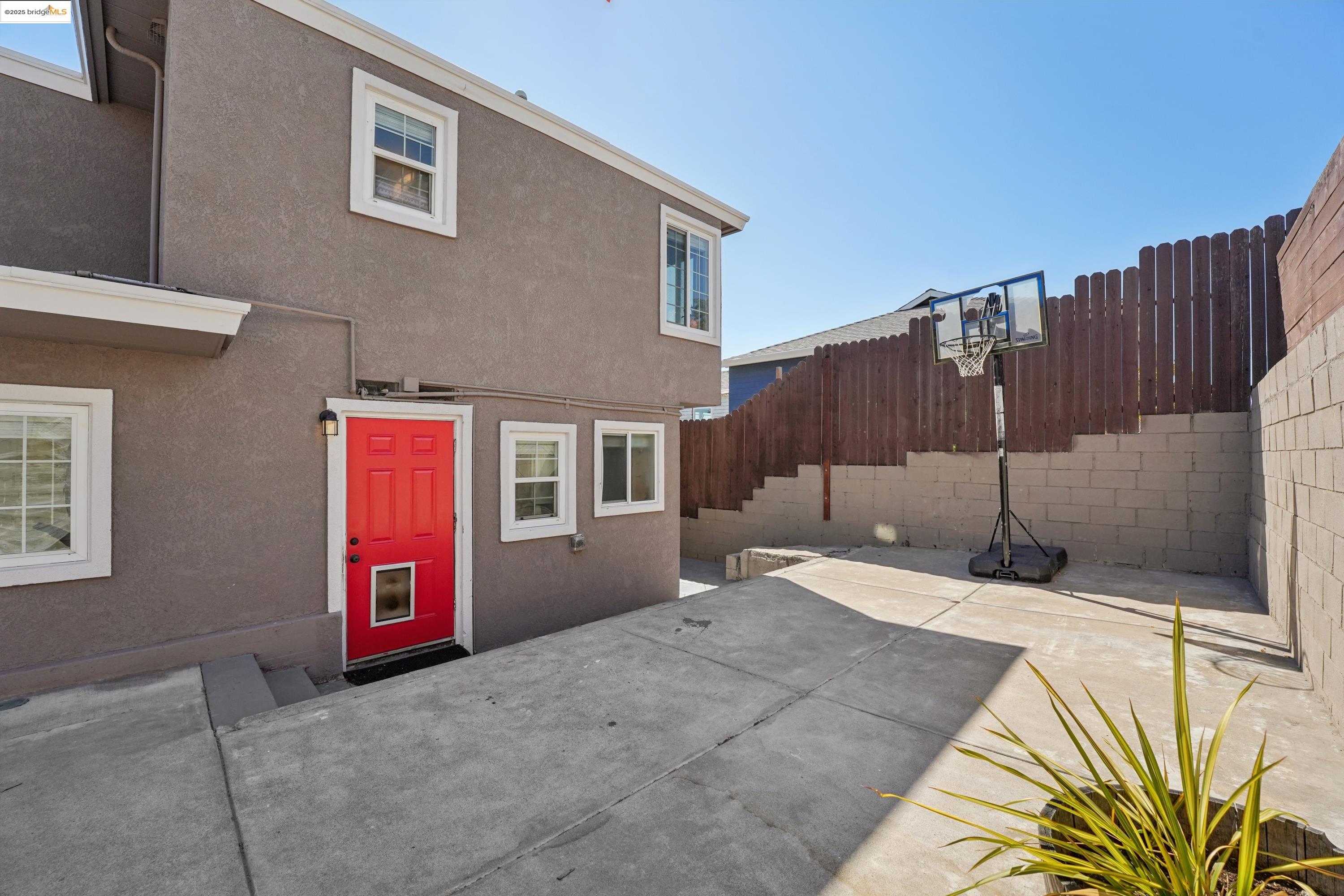 17324 Ehle St, Castro Valley, California 94546, 4 Bedrooms Bedrooms, 6 Rooms Rooms,2 BathroomsBathrooms,Residential,For Sale,17324 Ehle St,41105759