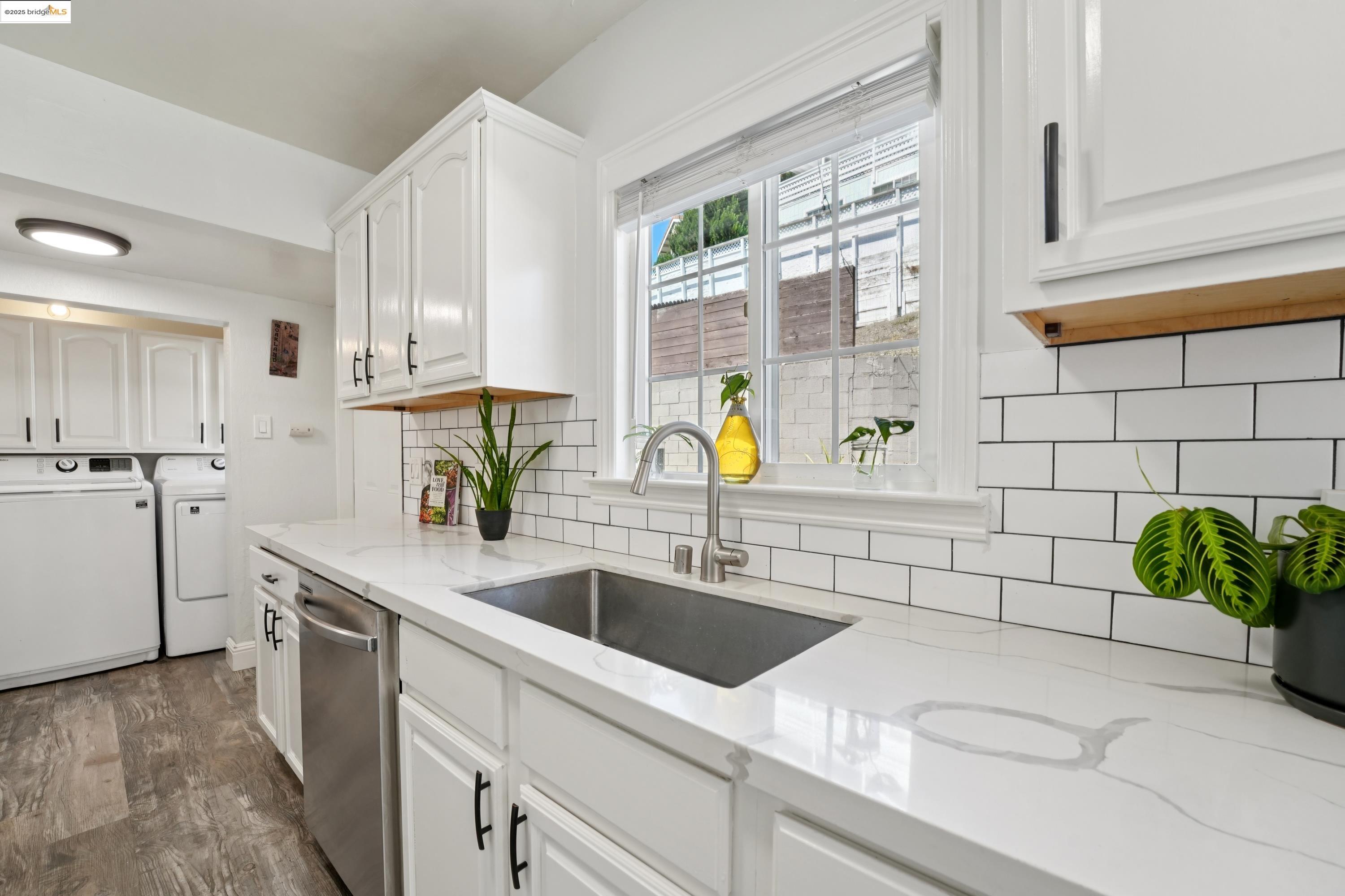 17324 Ehle St, Castro Valley, California 94546, 4 Bedrooms Bedrooms, 6 Rooms Rooms,2 BathroomsBathrooms,Residential,For Sale,17324 Ehle St,41105759