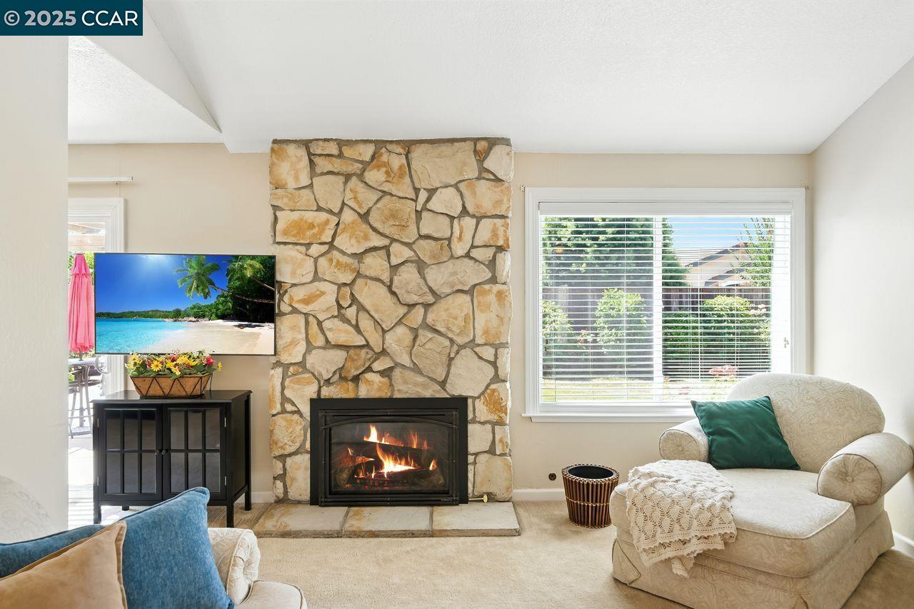 2886 Saint Denis Dr, San Ramon, California 94583, 3 Bedrooms Bedrooms, 8 Rooms Rooms,2 BathroomsBathrooms,Residential,For Sale,2886 Saint Denis Dr,41105761