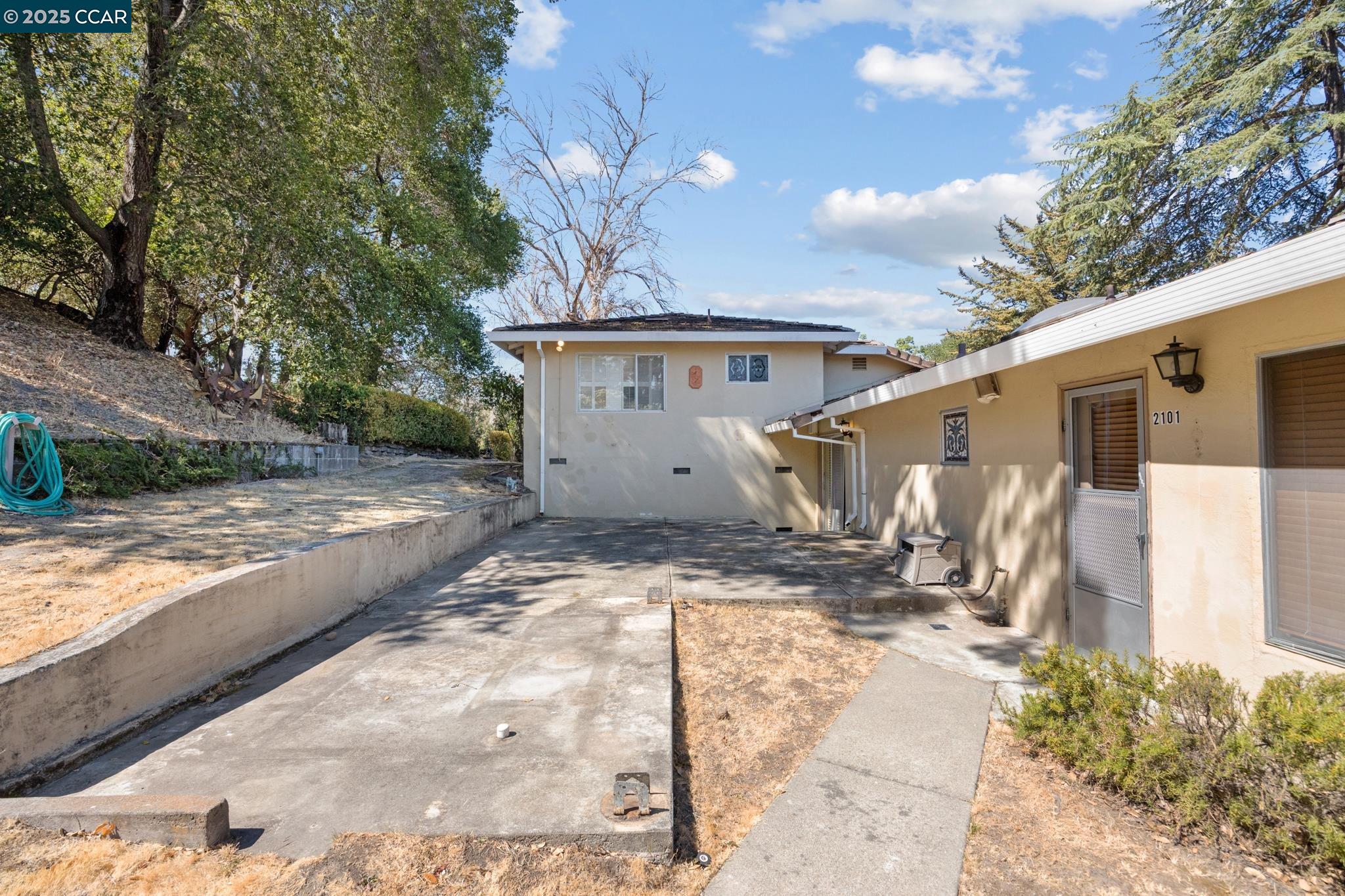 2101 Hillview Dr, Walnut Creek, California 94596, 3 Bedrooms Bedrooms, 8 Rooms Rooms,2 BathroomsBathrooms,Residential,For Sale,2101 Hillview Dr,41105762