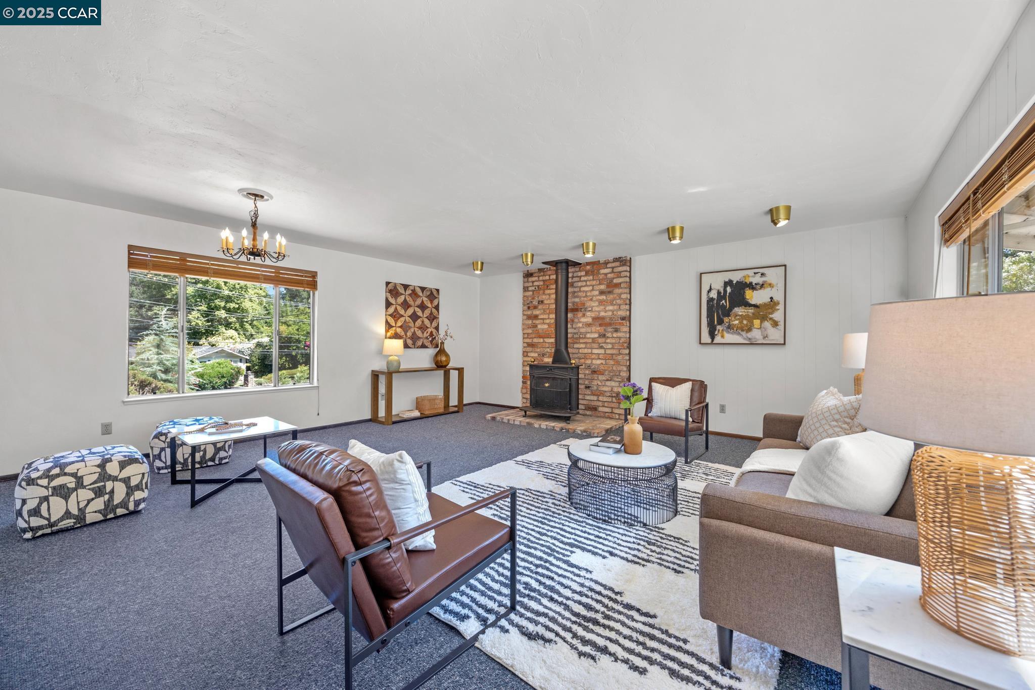 2101 Hillview Dr, Walnut Creek, California 94596, 3 Bedrooms Bedrooms, 8 Rooms Rooms,2 BathroomsBathrooms,Residential,For Sale,2101 Hillview Dr,41105762