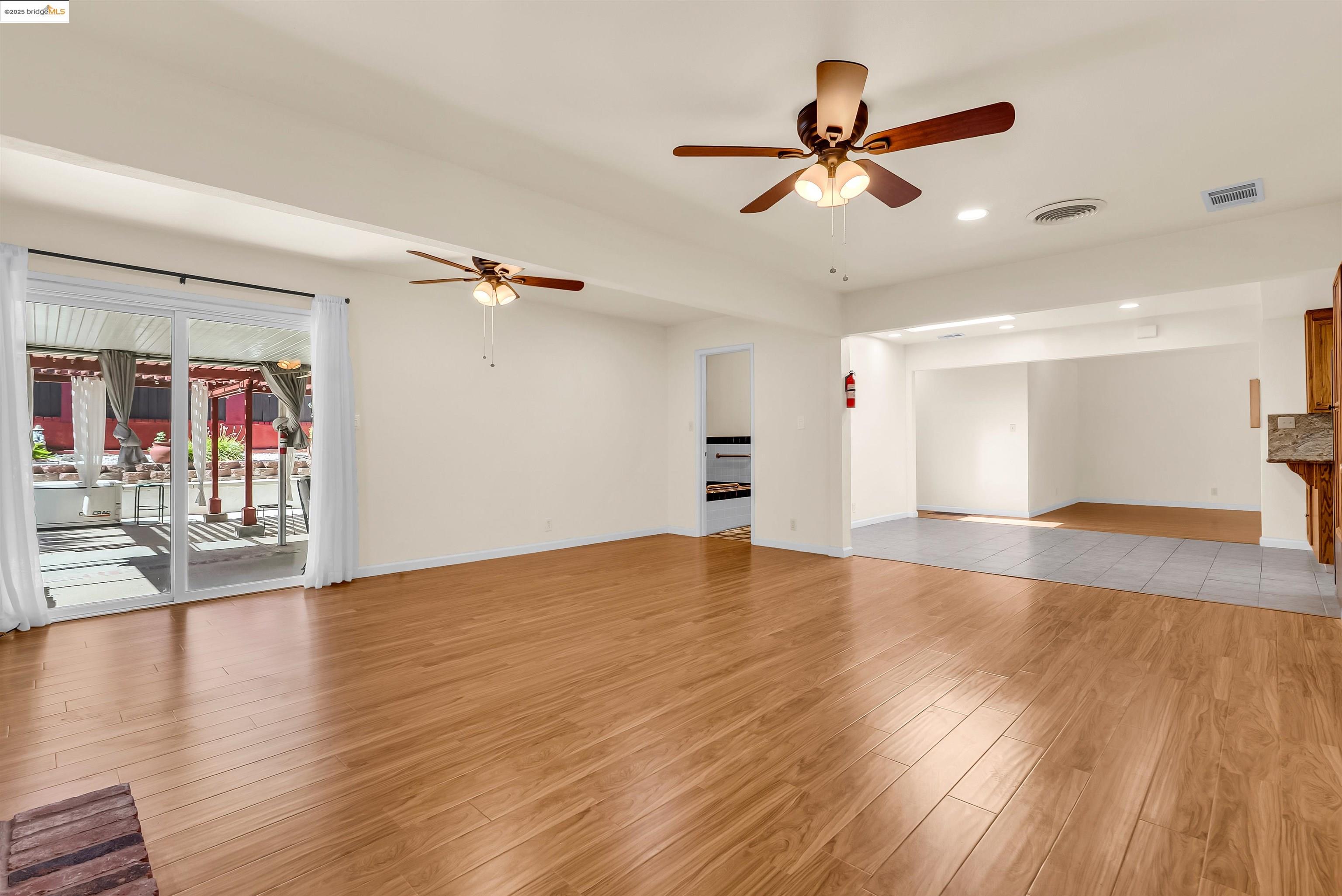 249 Royce Way, Pittsburg, California 94565, 4 Bedrooms Bedrooms, 7 Rooms Rooms,2 BathroomsBathrooms,Residential,For Sale,249 Royce Way,41105764