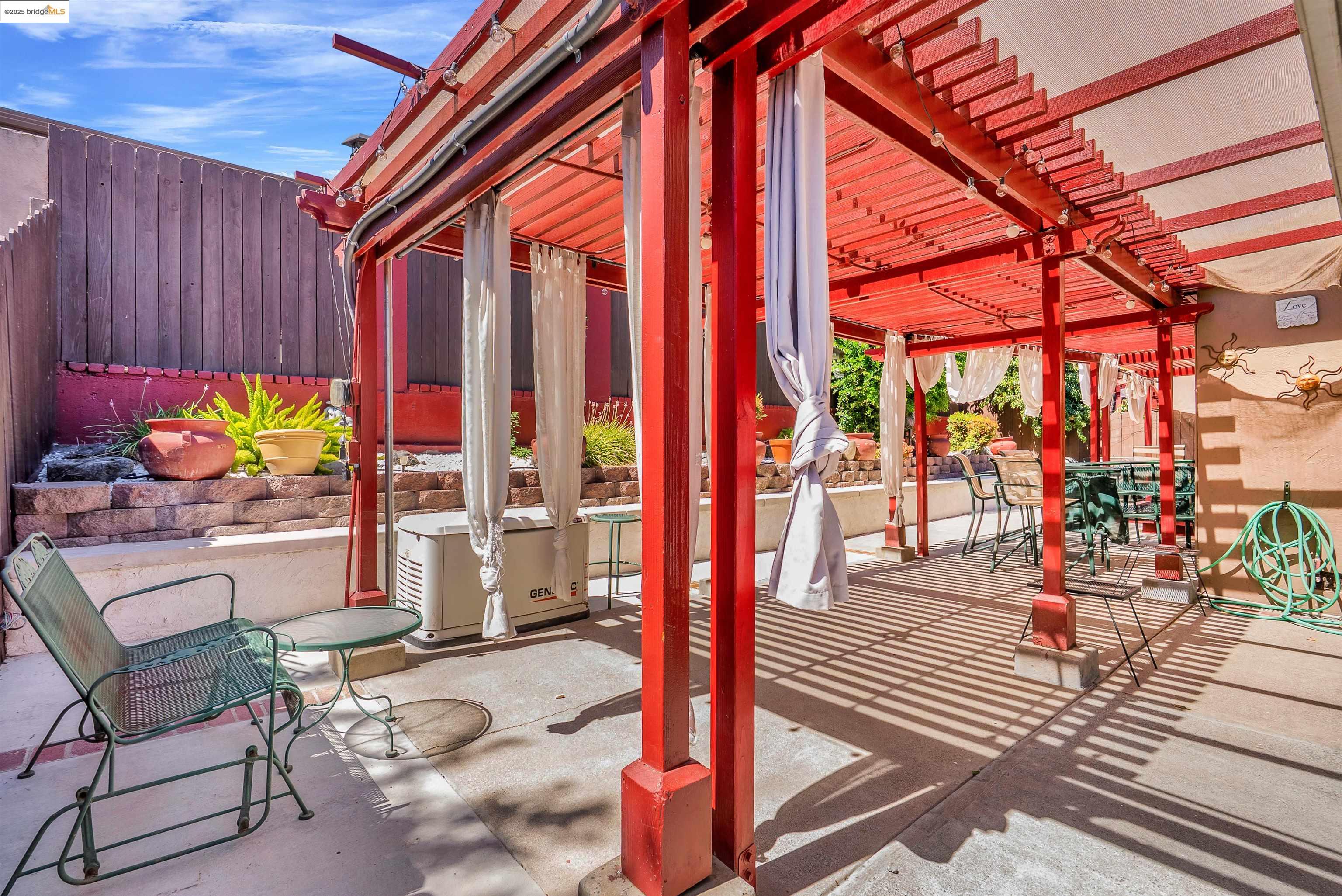 249 Royce Way, Pittsburg, California 94565, 4 Bedrooms Bedrooms, 7 Rooms Rooms,2 BathroomsBathrooms,Residential,For Sale,249 Royce Way,41105764