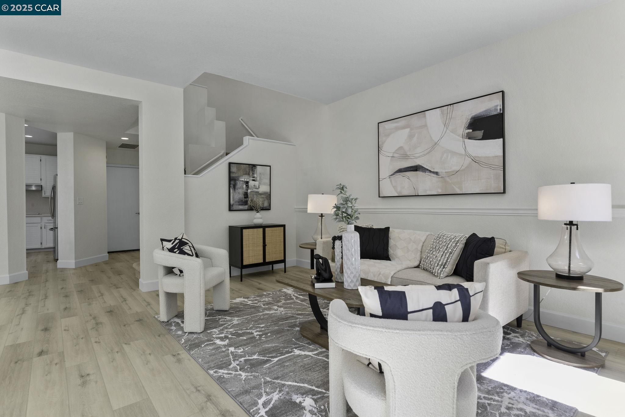 Photo #6: 41105765 Listing 